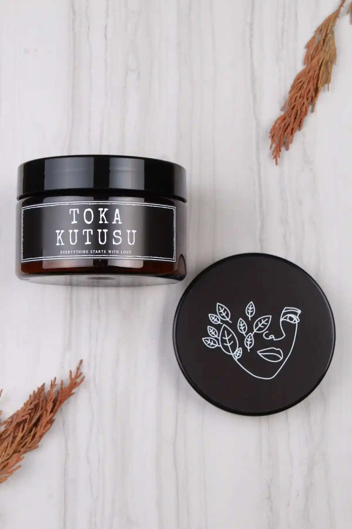 İncili Home Amber Toka Kutusu 250 ml dayanıklı ve şeffaf banyo saklama çözümü