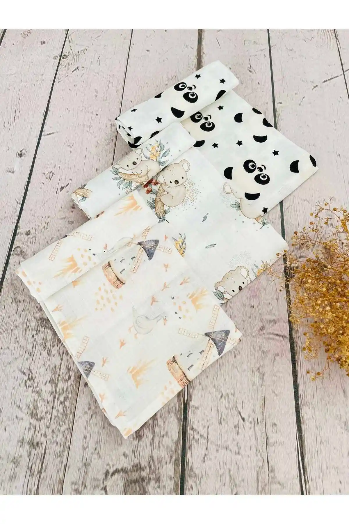 JUNİPERUS Çok Amaçlı Müslin Bezi Seti: Doğal ve Çok Yönlü Bebek Bezi Çözümü