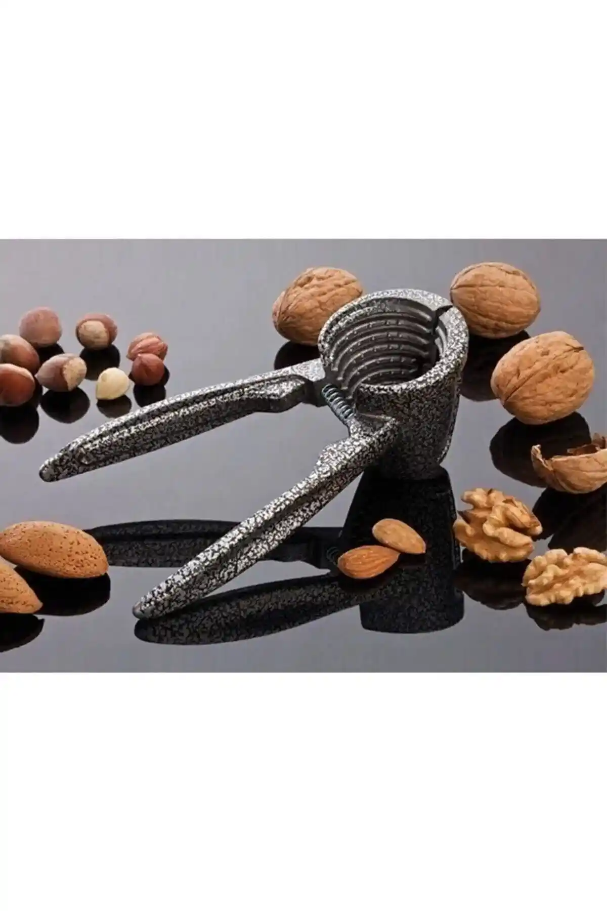 Kar-bul ve Uğur Lüks Metal Ceviz Kıracağı Karşılaştırması: Hangi Ürün Daha İyi