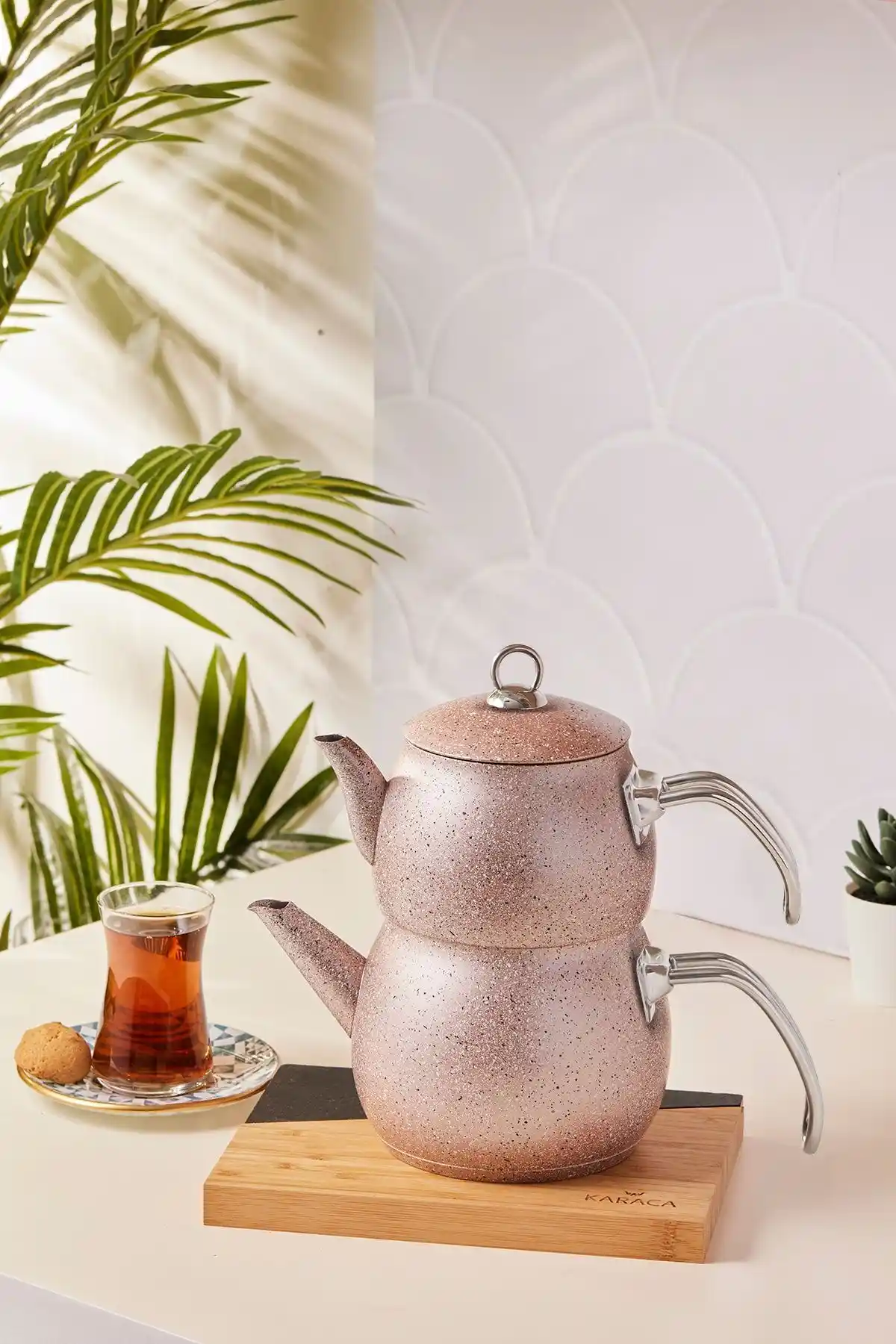 Karaca Biogranit Steel Plus Çaydanlık Takımı Rose: Estetik ve Dayanıklılığı Bir Arada Sunar