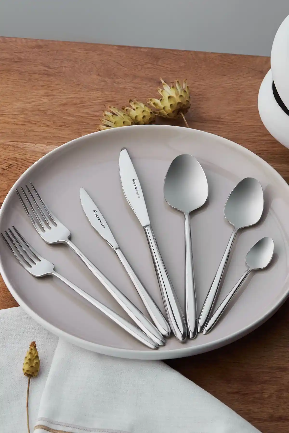 Karaca Flow Elegance 84 Parça 12 Kişilik Çatal, Kaşık ve Bıçak Takımı Özellikleri ve Kullanım Rehberi