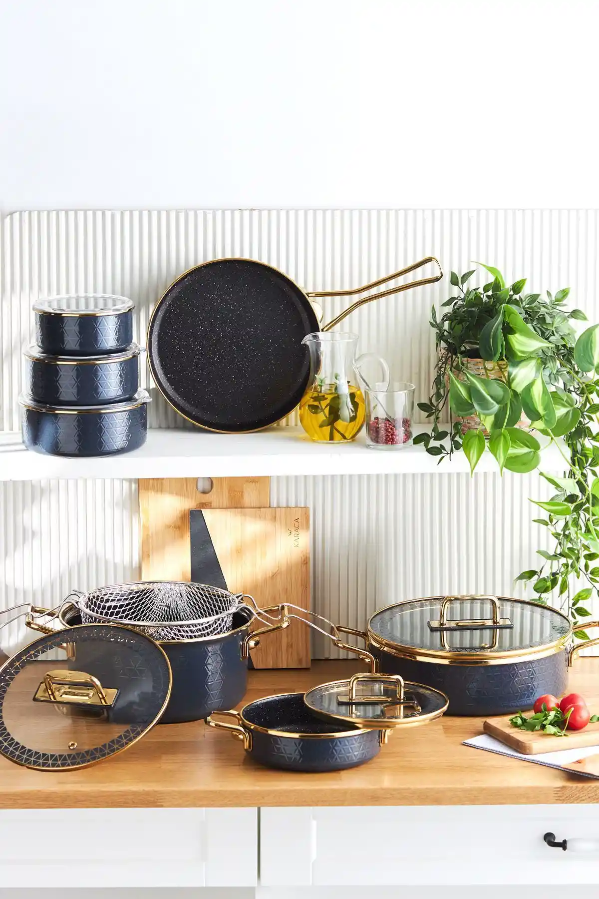 Karaca Kristal Emaye Granit Antrasit 14 Parça Çeyiz Seti Modern ve Dayanıklı Mutfak Gereçleri