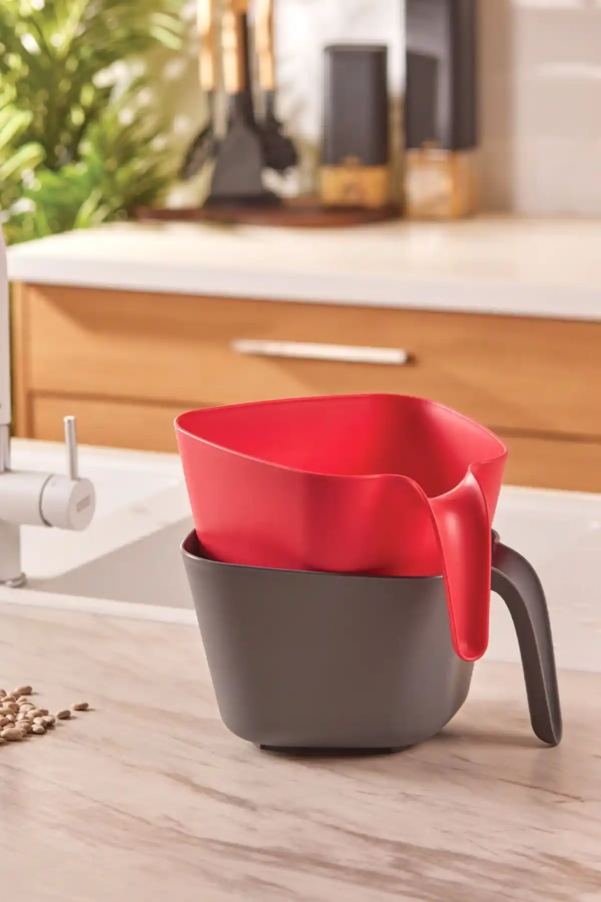 Karaca Nell Gray Red 2li Süzgeç: Dayanıklı ve Pratik Mutfak Gereçleri