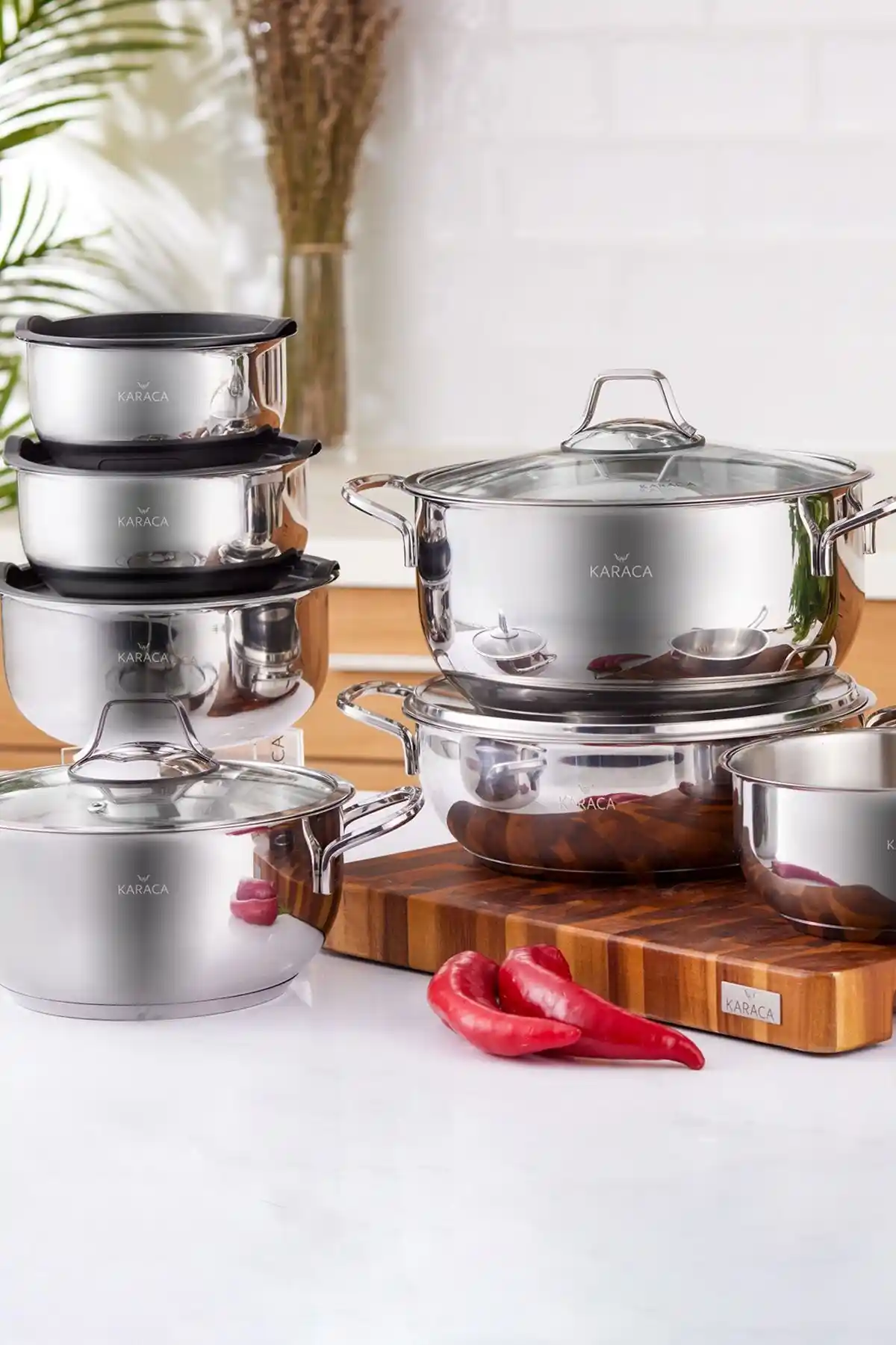 Karaca Pişir Sakla 13 Parça Çelik Tencere Seti Siyah – Dayanıklı ve Çok Yönlü Mutfak Gereçleri