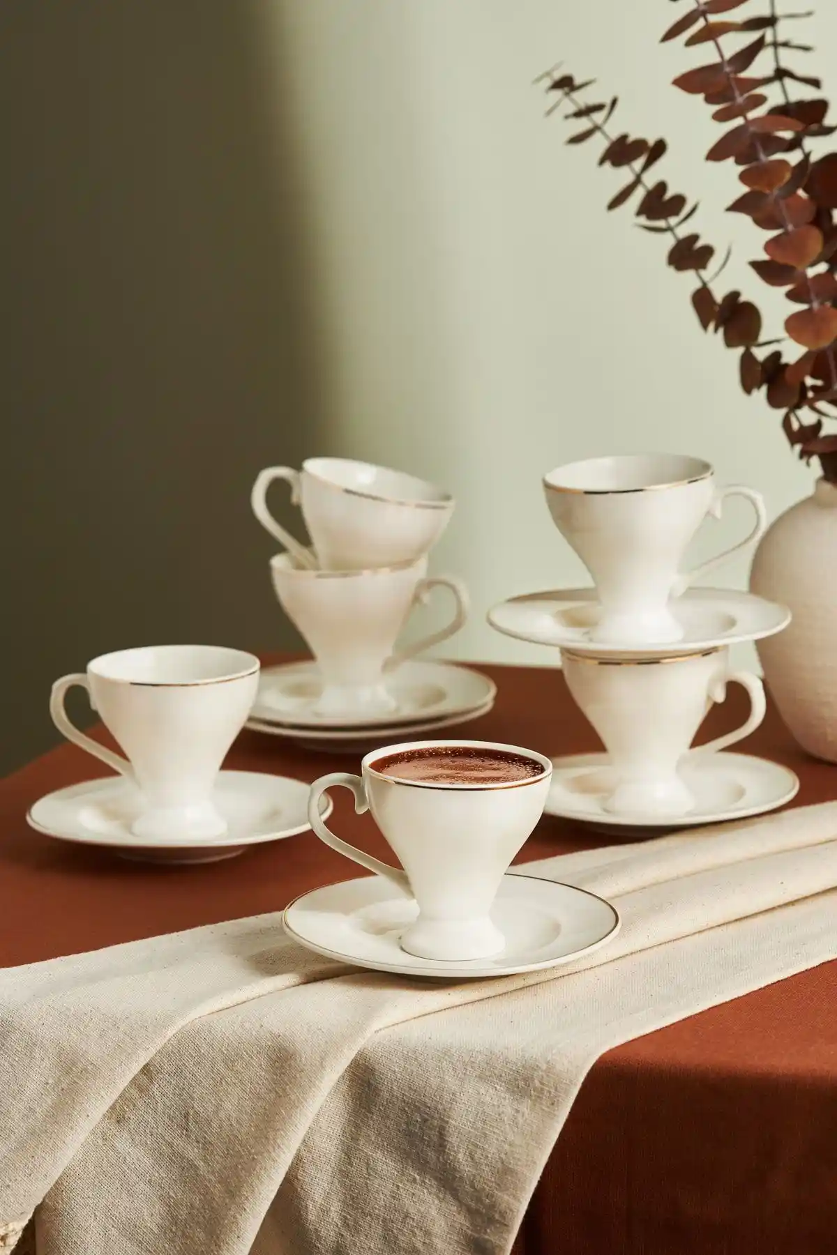 Karaca STD Biga 6 Kişilik Kahve Fincan Takımı Modern ve Zarif Tasarım