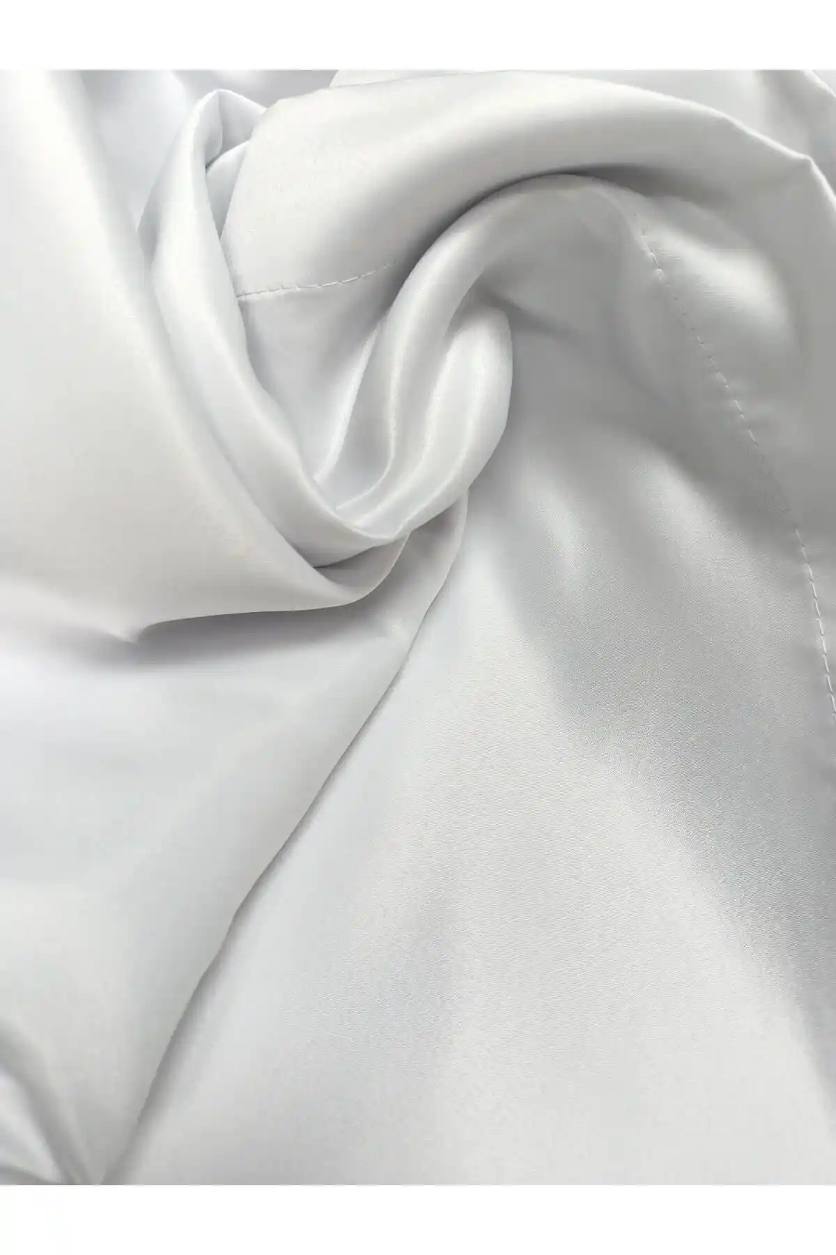 Karesi ve Karmaş Home Saten Güneşlik Perdeleri Karşılaştırması ve Seçim Rehberi