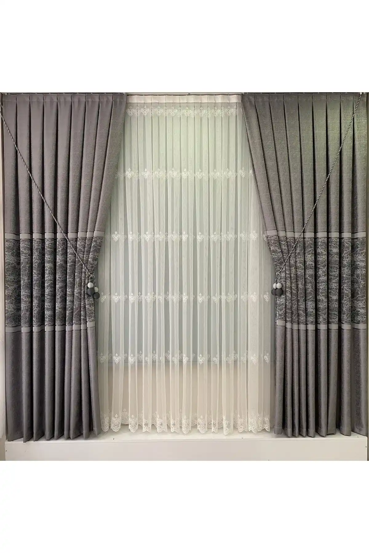 Karşılaştırmalı İnceleme: Fon Dünyası ve Yuka Pano Fon Perde Modelleri