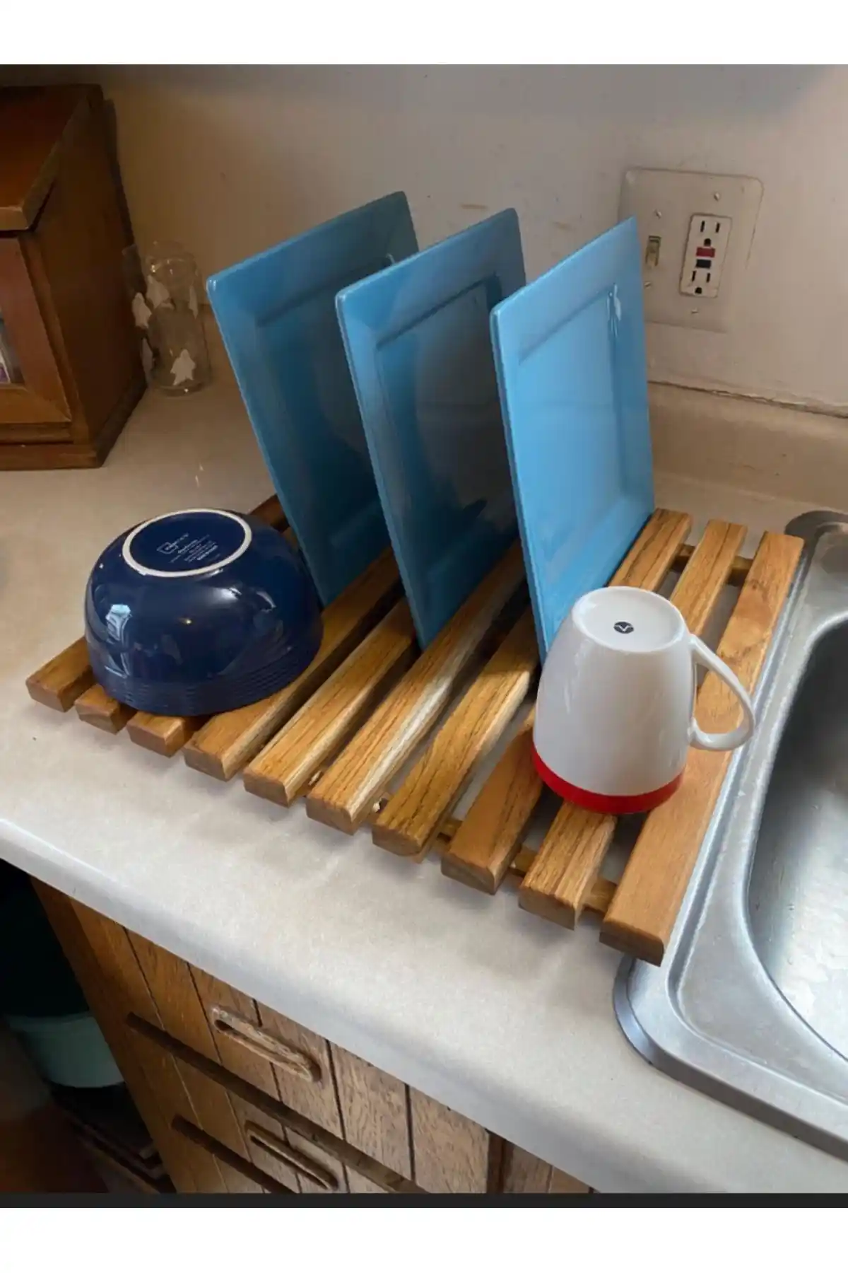 Kestane Ağacından Bulaşık Sepeti: Doğal ve Estetik Mutfak Detayları