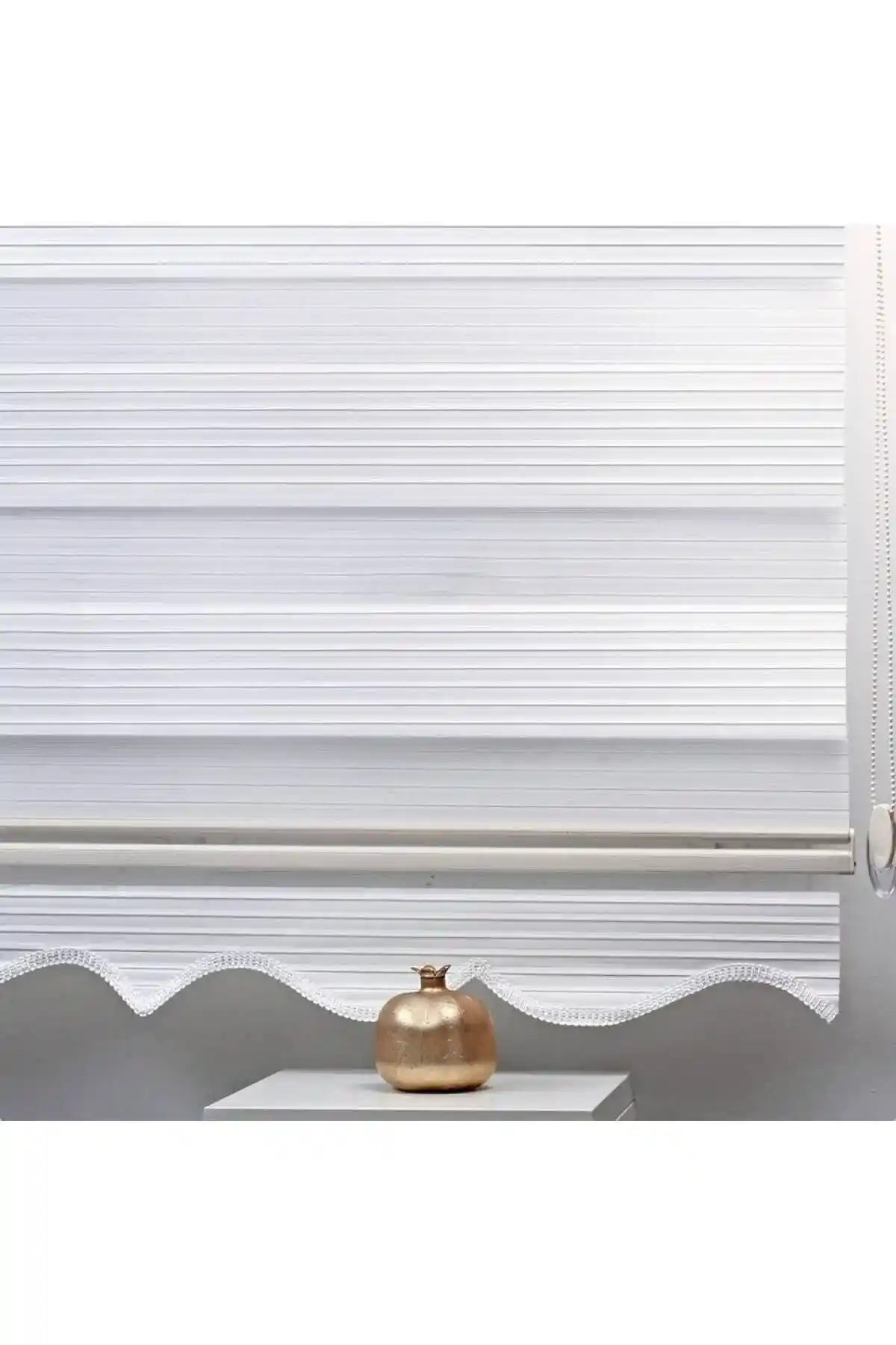 Kidmex Beyaz Pliseli Alüminyum Kasa Zebra Perde Etekli Modern ve Dayanıklı Tasarım