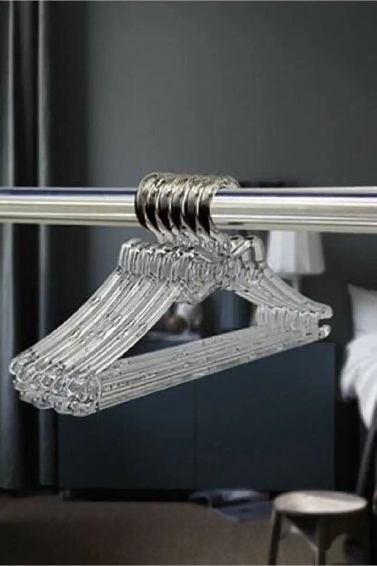 Kristal Şeffaf Bebek Kıyafet Askısı Seti Güvenli ve Estetik Kullanım İçin