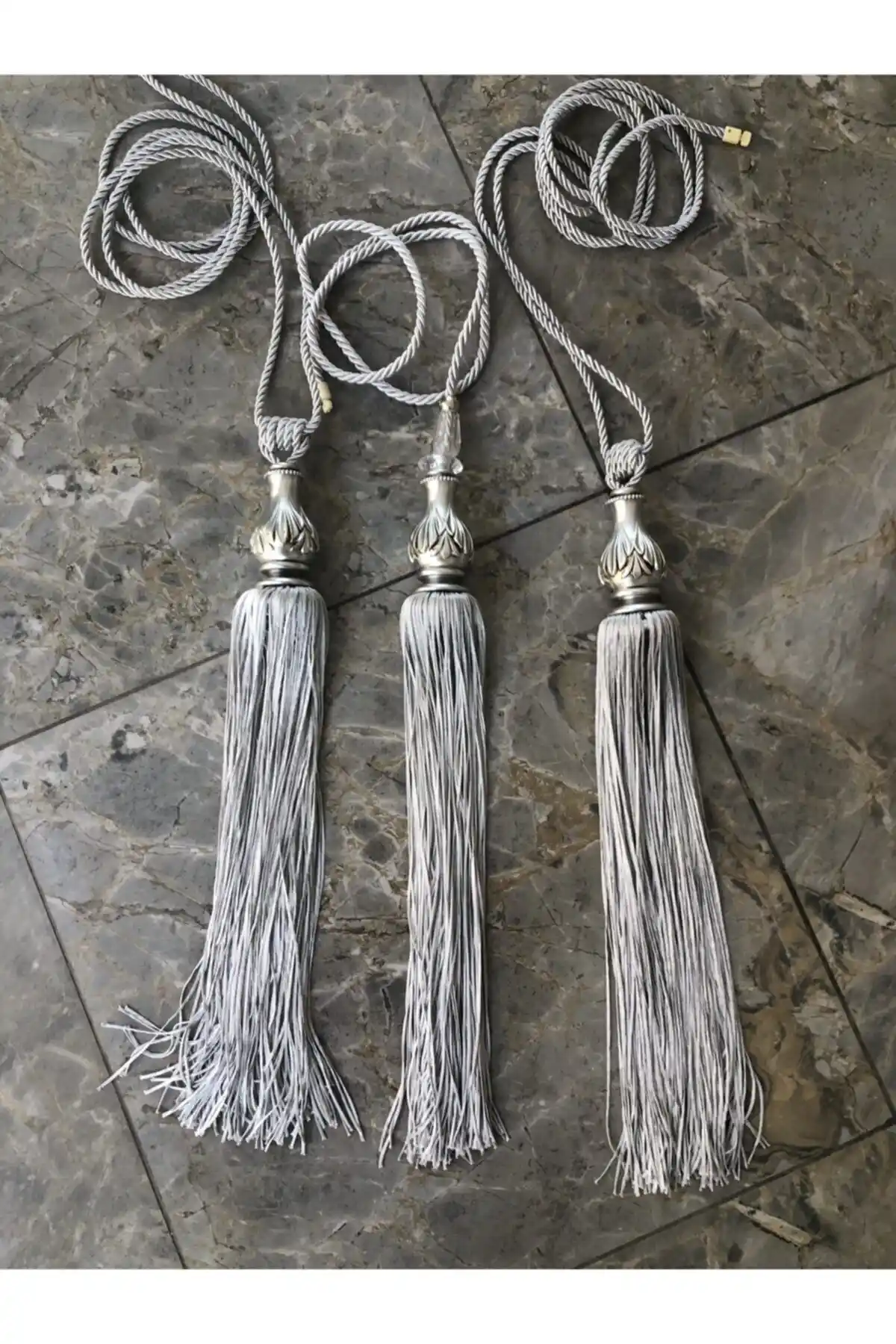 Lovelyhome35 Gri Renk Polyester Tavan Toplama Braçol Sarkıt Seti: Modern ve Şık Dekorasyon Unsuru