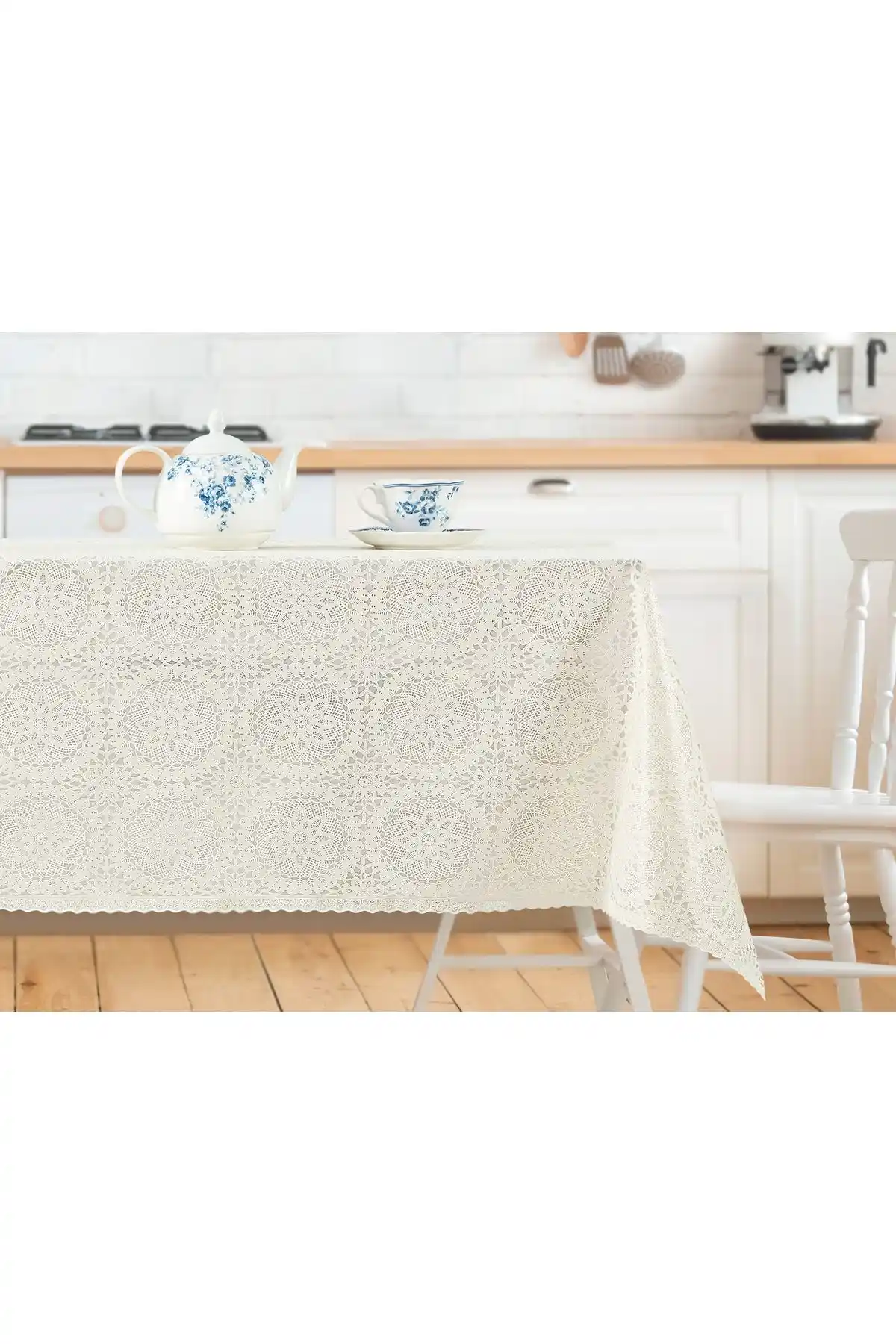 Madame Coco Anita PVC Masa Örtüsü: Estetik ve Kullanışlı Tasarım Özellikleri