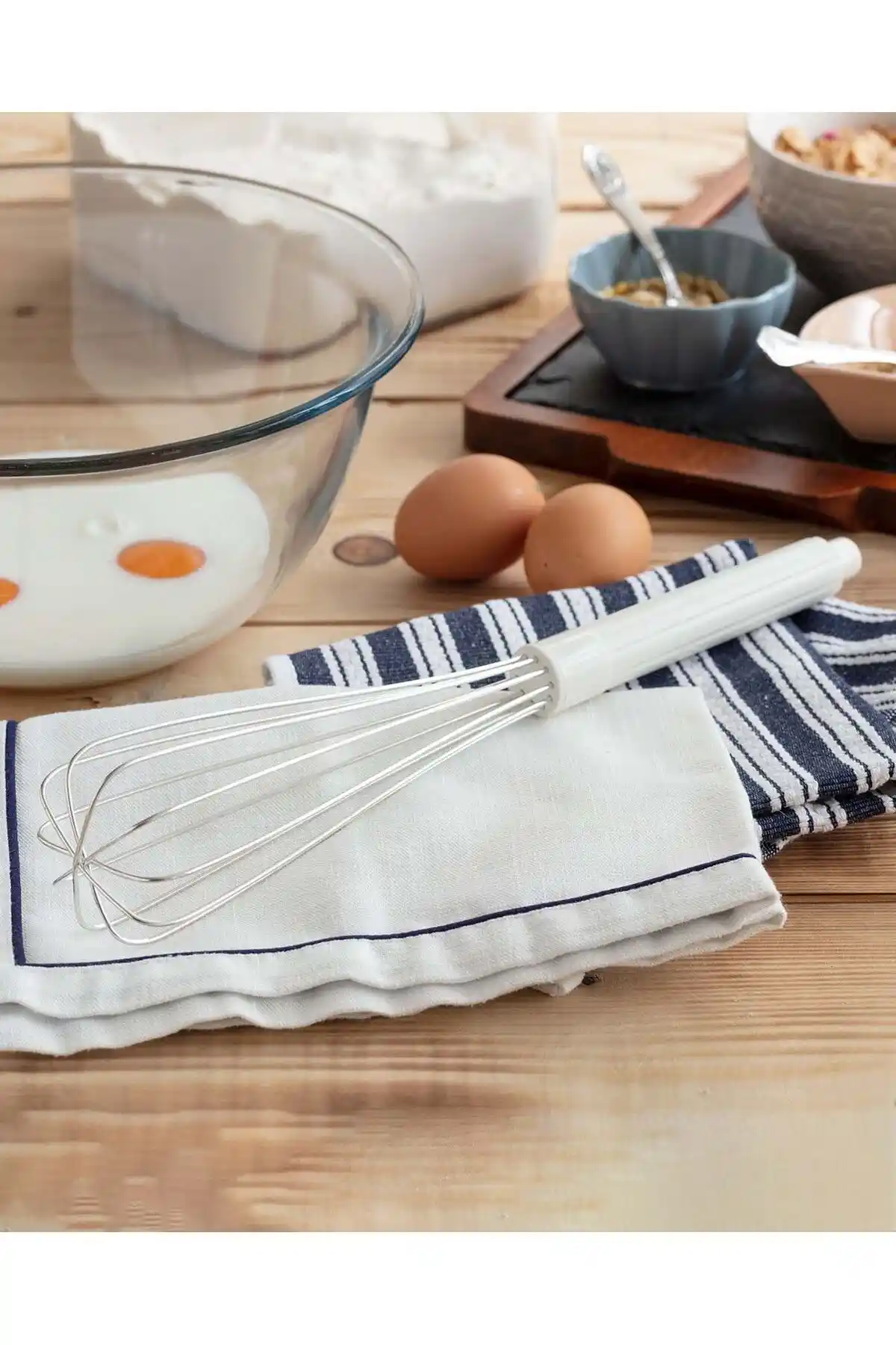 Madame Coco Bluff Çırpıcı: Dayanıklı ve Ergonomik Mutfak Yardımcısı Ürün Tanıtımı ve Kullanım Avantajları