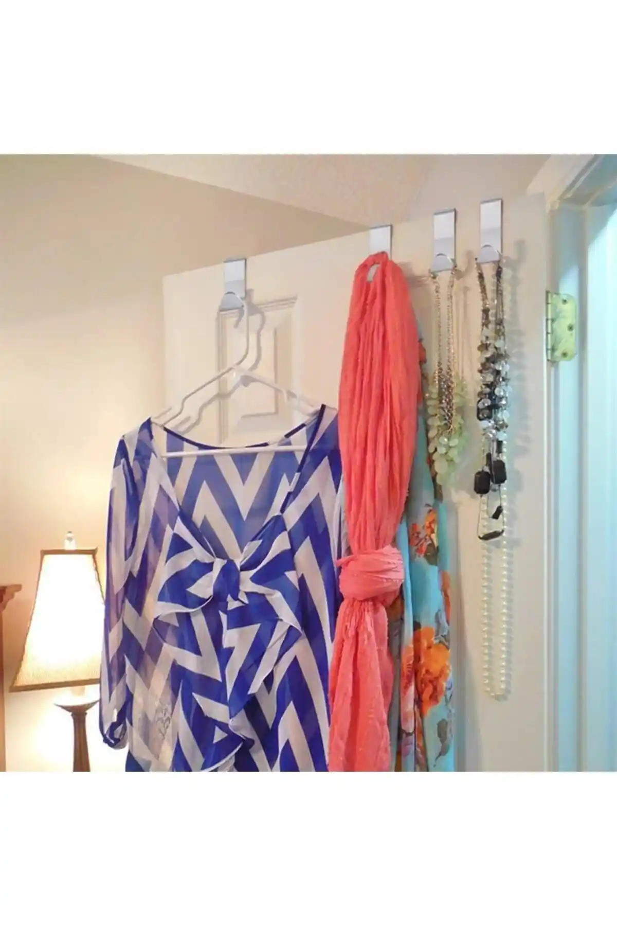 Meditroia ve MRl Kapı Arkası Askılıklarının Karşılaştırması ve En İyi Seçenek