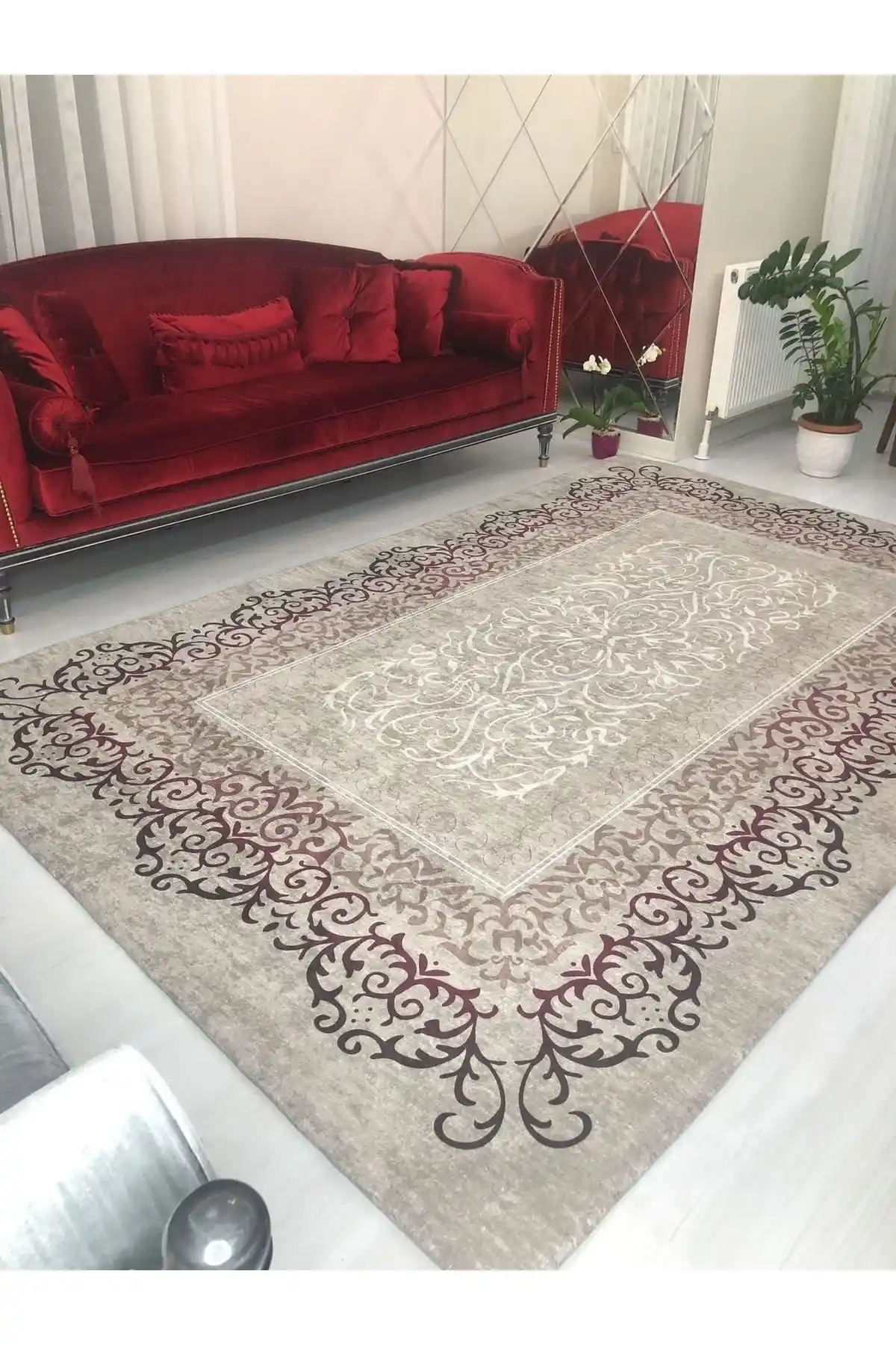 MEKA TEKSTİL Mürdüm Model Lastikli Kadife Halı Örtüsü Modern ve Dayanıklı Tasarım