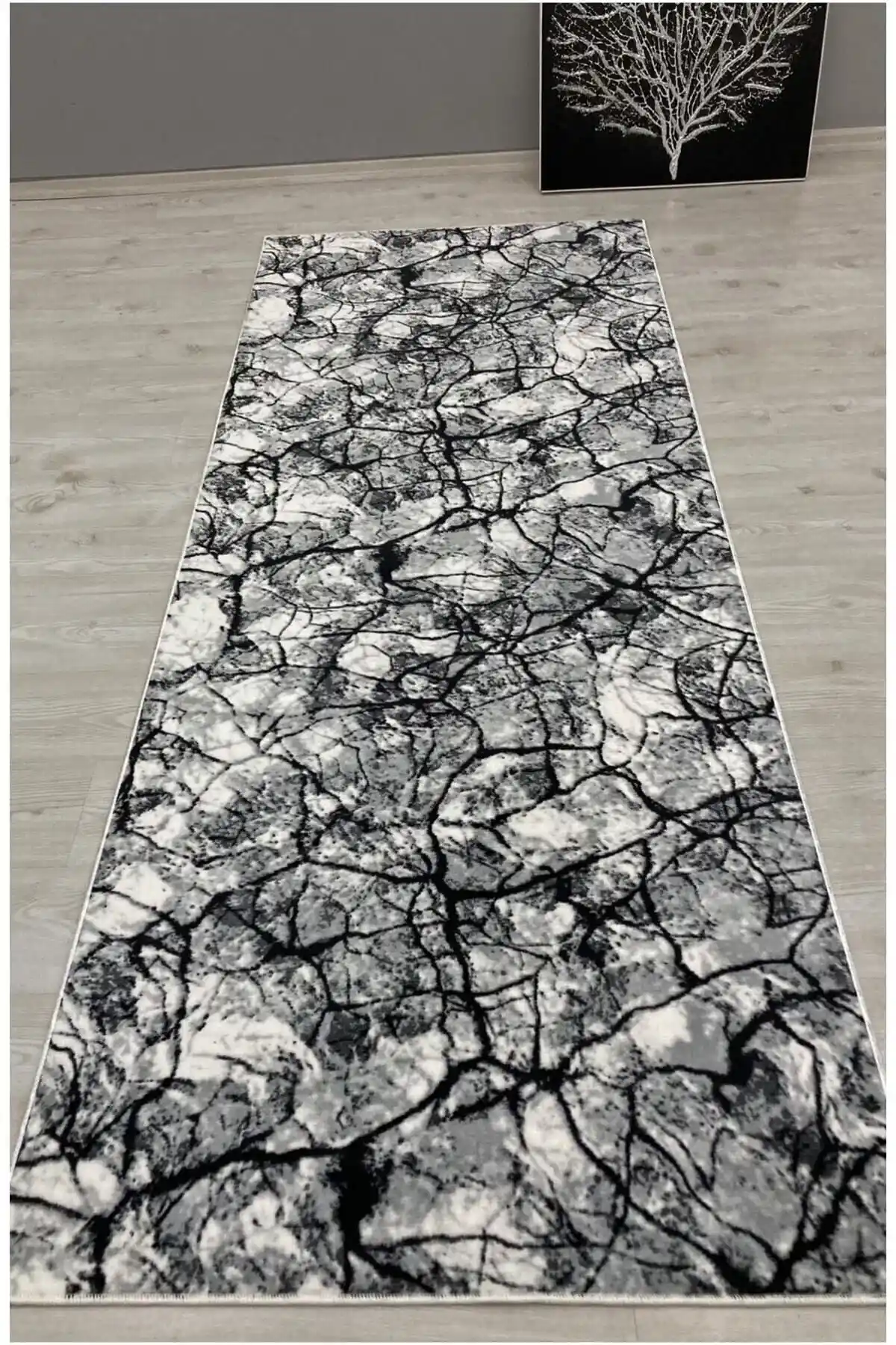 Melian Kaymaz Taban Oda Koridor Mutfak Halısı: Şık ve Güvenli İç Mekan Dekorasyonu