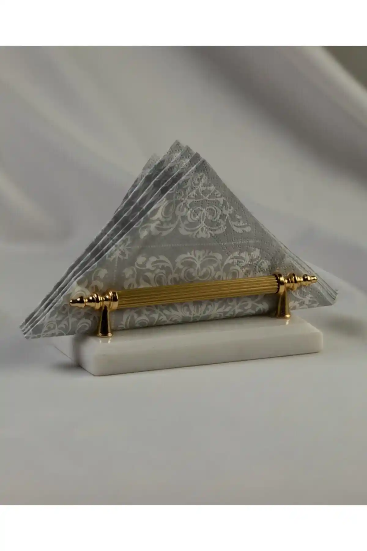 MERALP Peçetelik Gold: Şık ve Dayanıklı Mermer Desenli Masa Aksesuarı