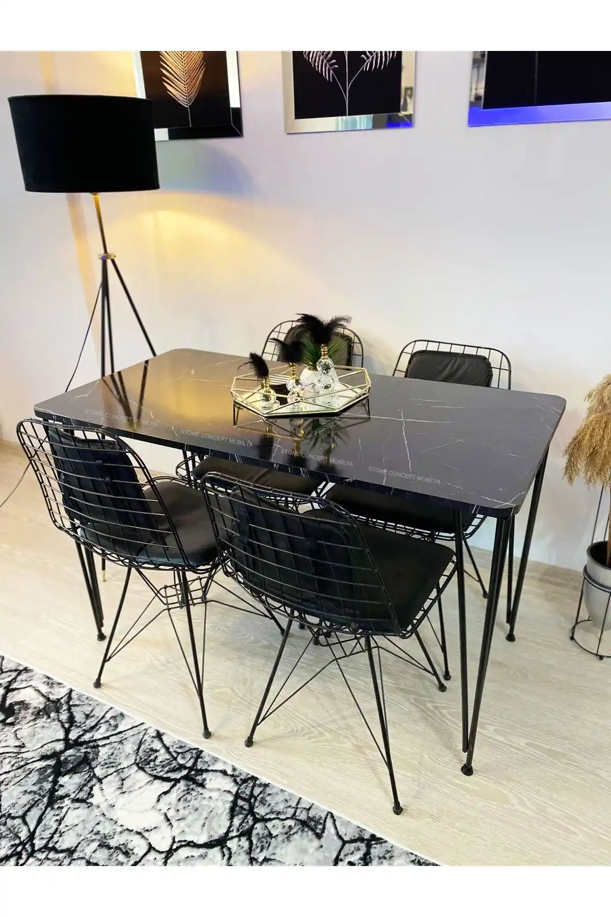 Meric Kaya Yemek Takımı: Modern ve Dayanıklı Mobilya Seti ile Şık Mutfak Dekorasyonu