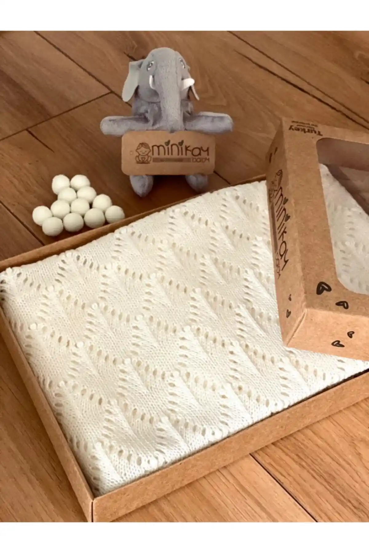 Minik Ay Royal Bebek Battaniyesi: Doğal ve Şık Tasarım ile Konfor Sunar