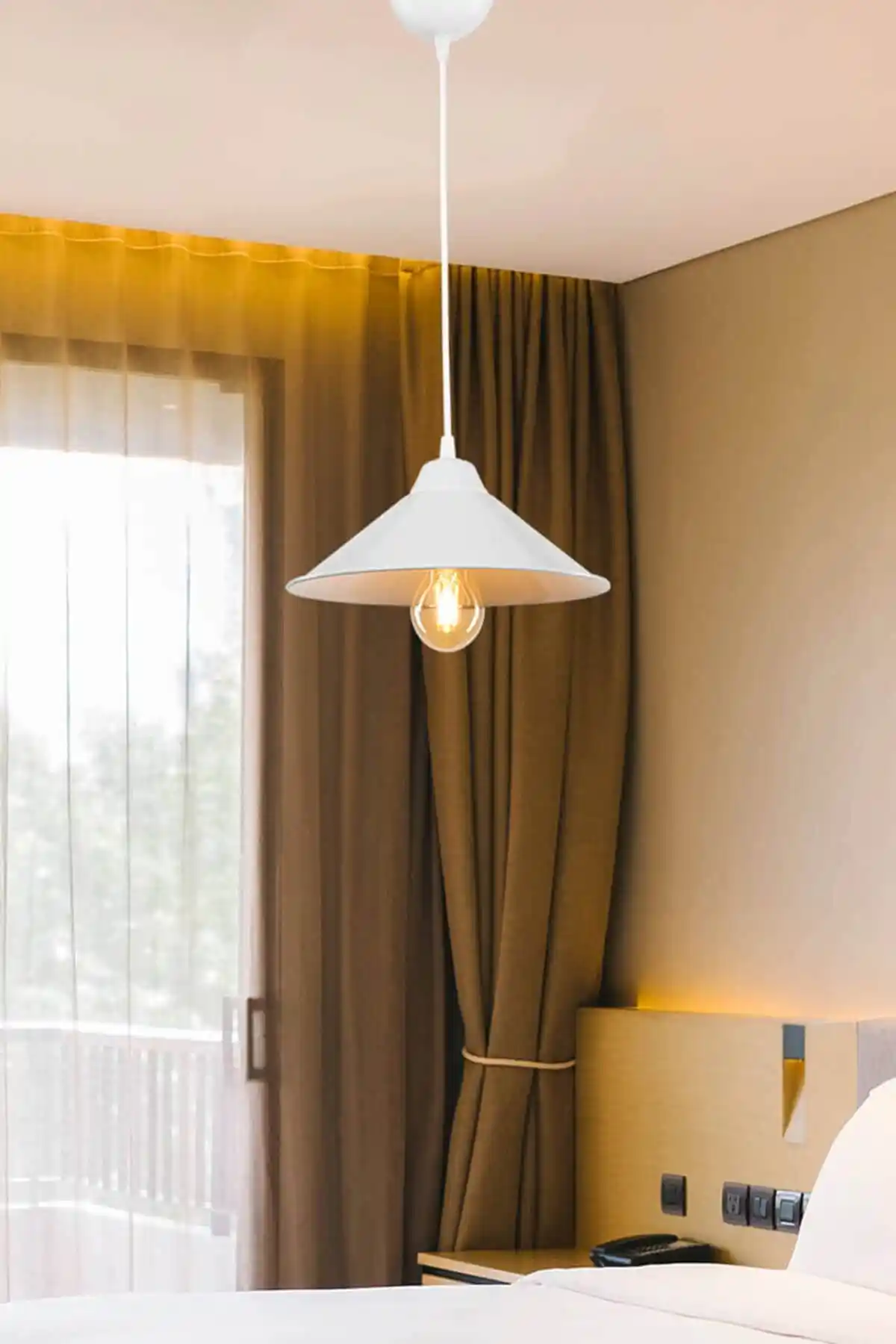 Modelight Maya Tekli Sarkıt Beyaz: Modern ve Şık İç Mekan Aydınlatma Çözümü