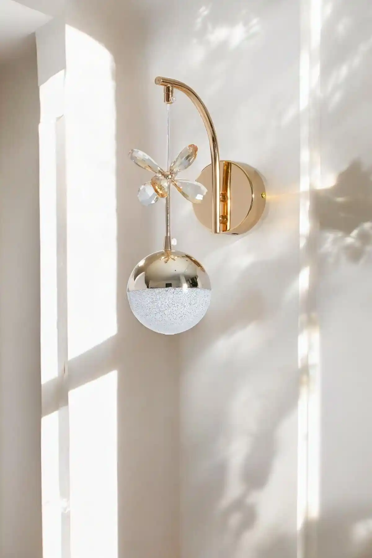 Modern LED Aplik Tasarımı ve Özellikleriyla Şıklık ve Fonksiyonellik Sunar