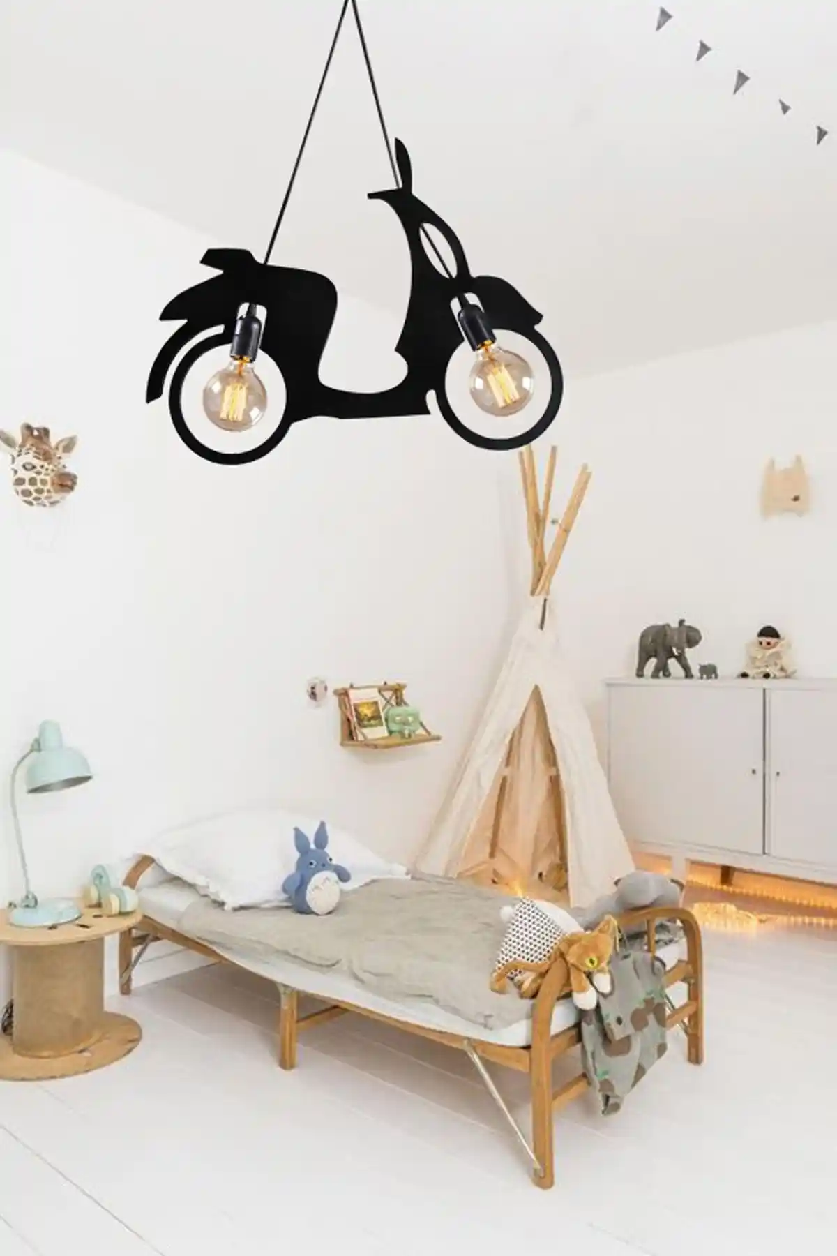 Modern ve Rustik Tasarımlı Dekoratif Aydınlatma: UTKU TASARIM Scooter Motor ve Avize