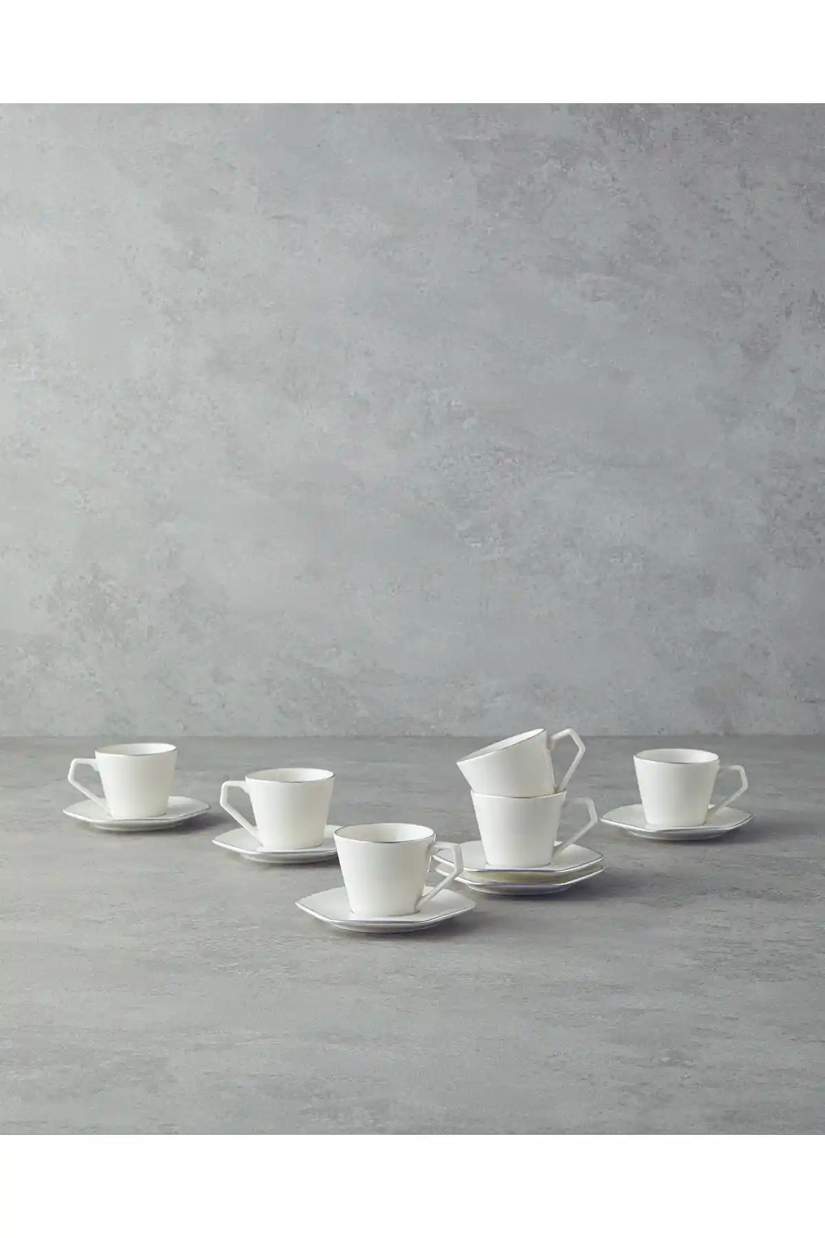 Modern ve Şık English Home Marlin Bone Porselen 12 Parça Kahve Fincan Takımı
