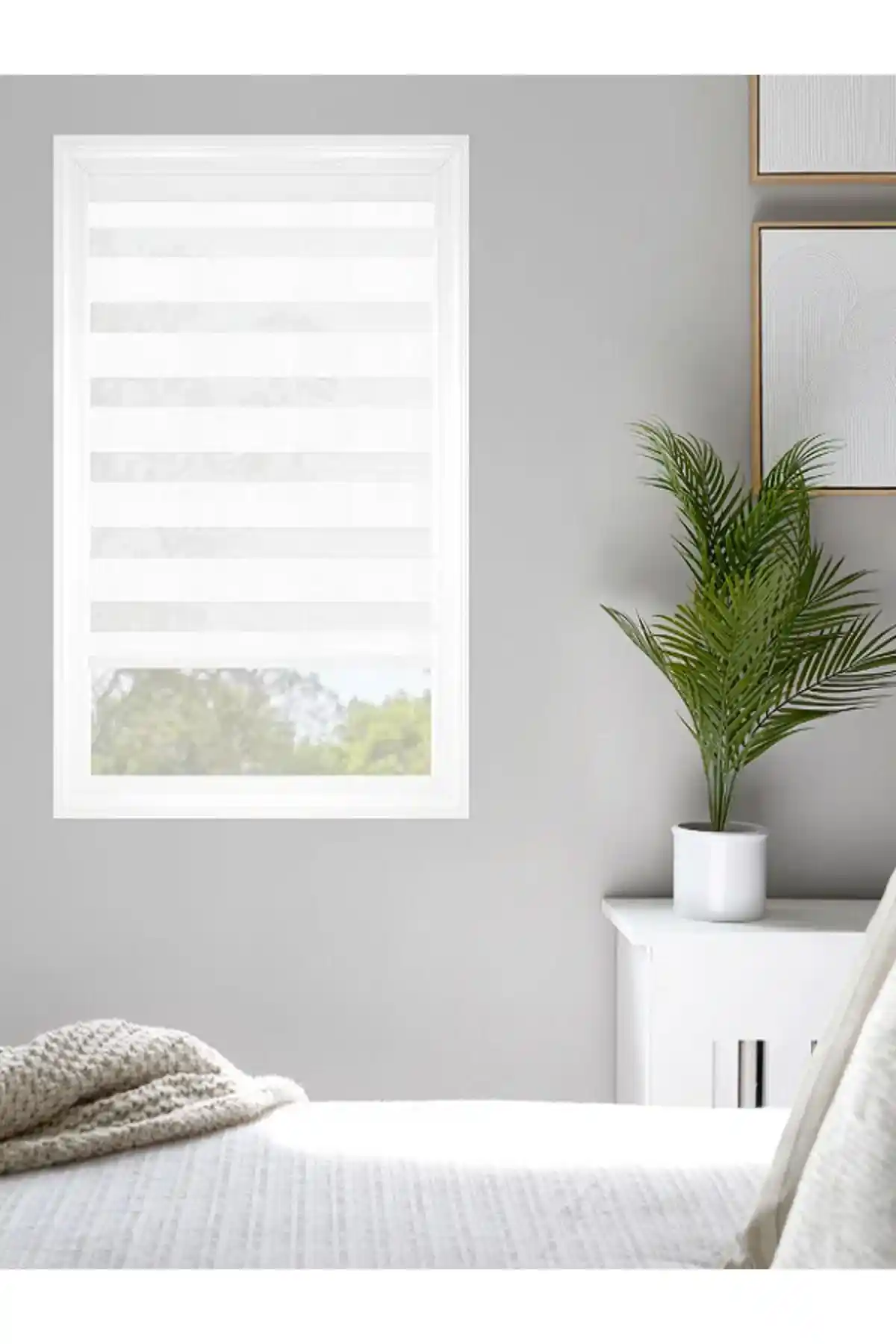 NetworkAvm Ekru Zebra Stor Perde ile Şık ve Fonksiyonel İç Mekan Dekorasyonu