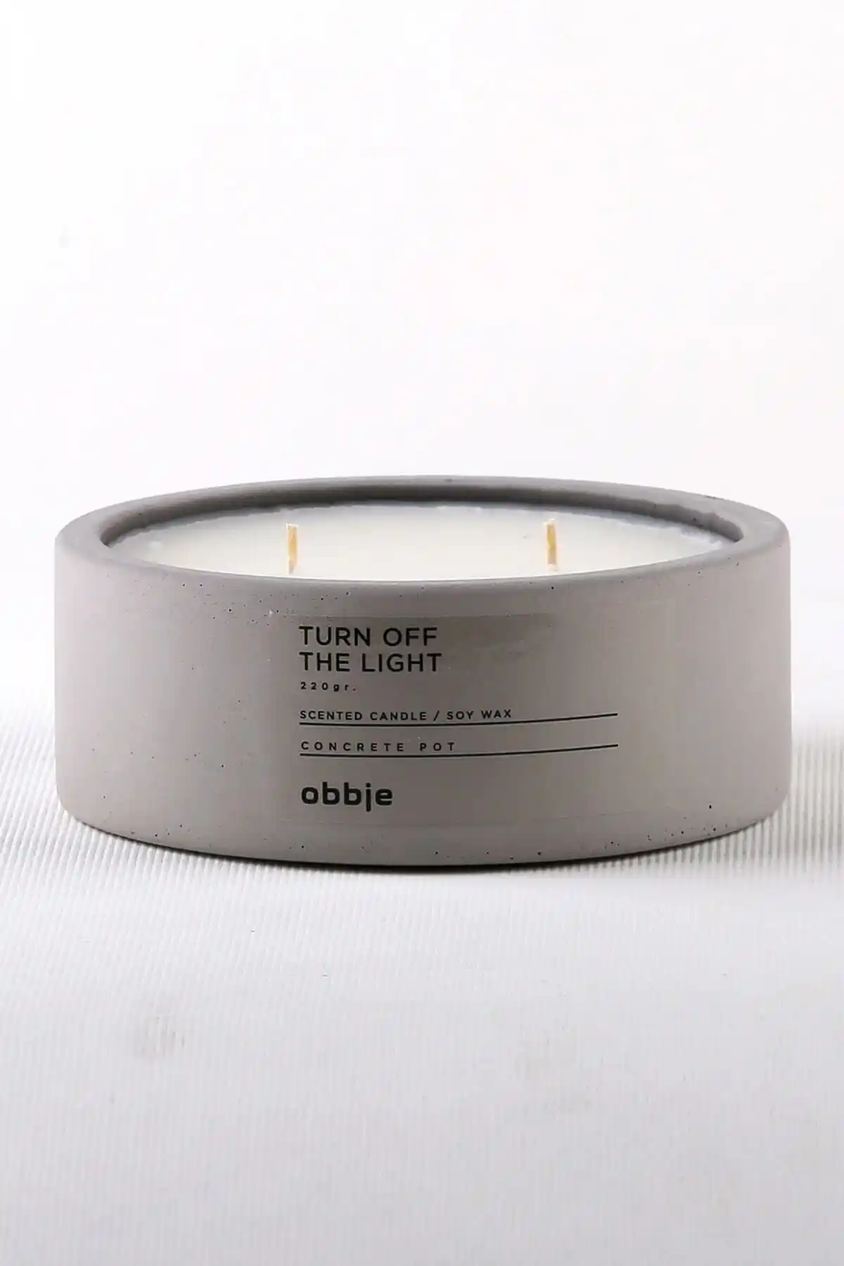 OBBJE Kakao ve Krema Kokulu Dekoratif Beton Mum: Şık ve Sıcak Atmosfer Yaratıcı Ürün