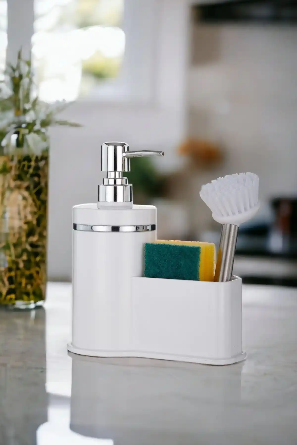 Okacih Hazneli Sıvı Sabunluk ve Perotti Sapone White Sabunluk Karşılaştırması