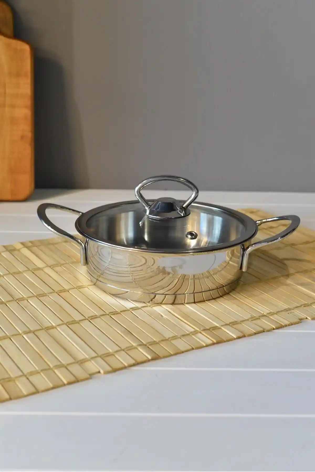 OMS Mini Basık Çelik Tencere: Dayanıklı ve Estetik Mutfağınız İçin İdeal Çözüm