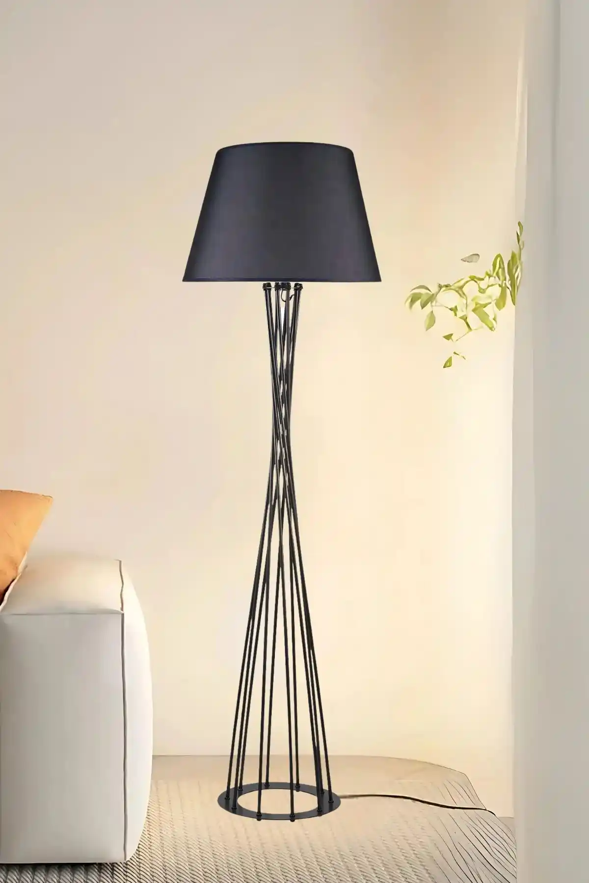 Ömür Avize Modern Ayaklı Lamba Şık Tasarımı ve Fonksiyonelliğiyle Modern İç Mekanlar İçin