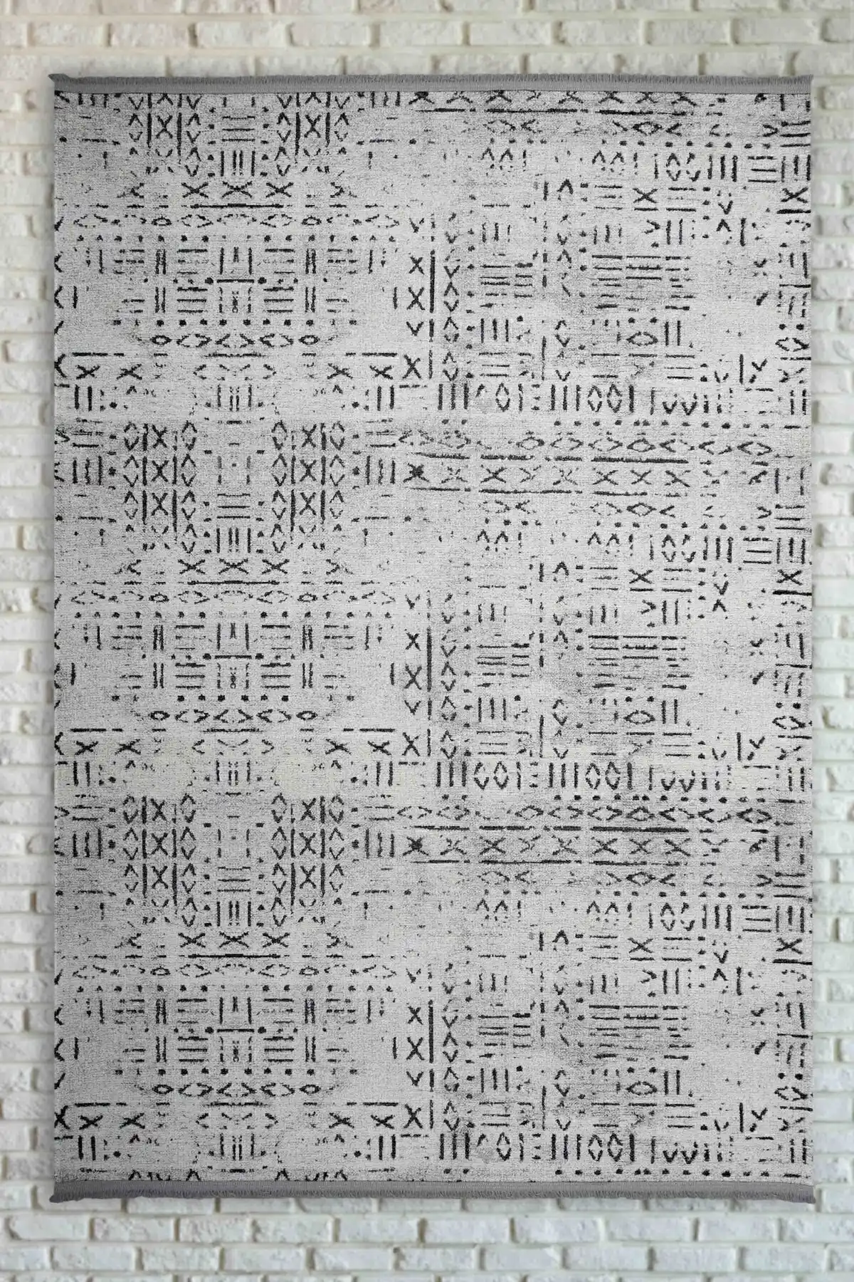 Oriente Home İskandinav Desenli Açık Gri Siyah Yıkanabilir Kaymaz Taban Şönil Makina Halısı 7806