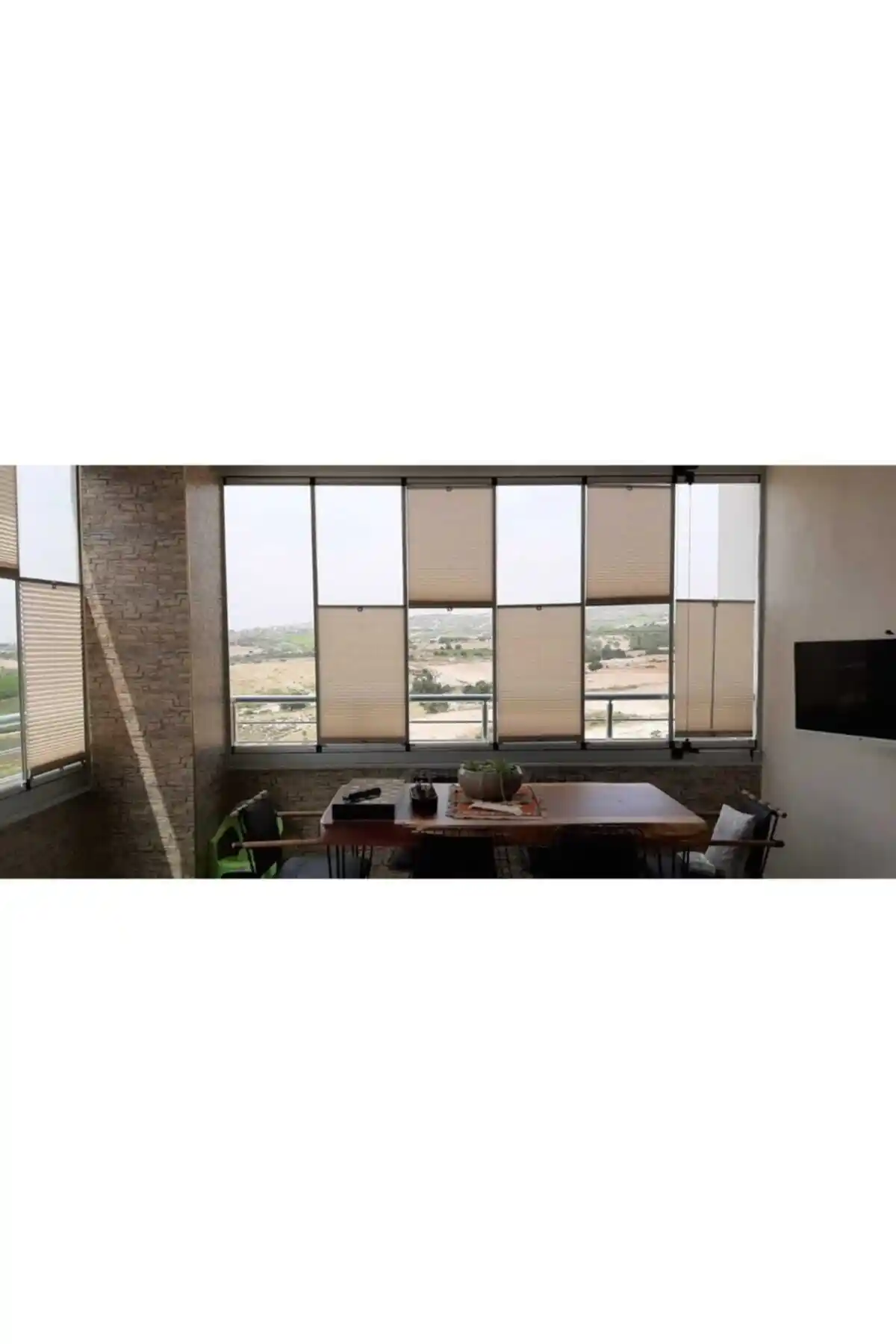 Orlenda Cam Balkon Perdesi Plise Perde Bej Renkli Modern ve Kullanışlı Tasarım