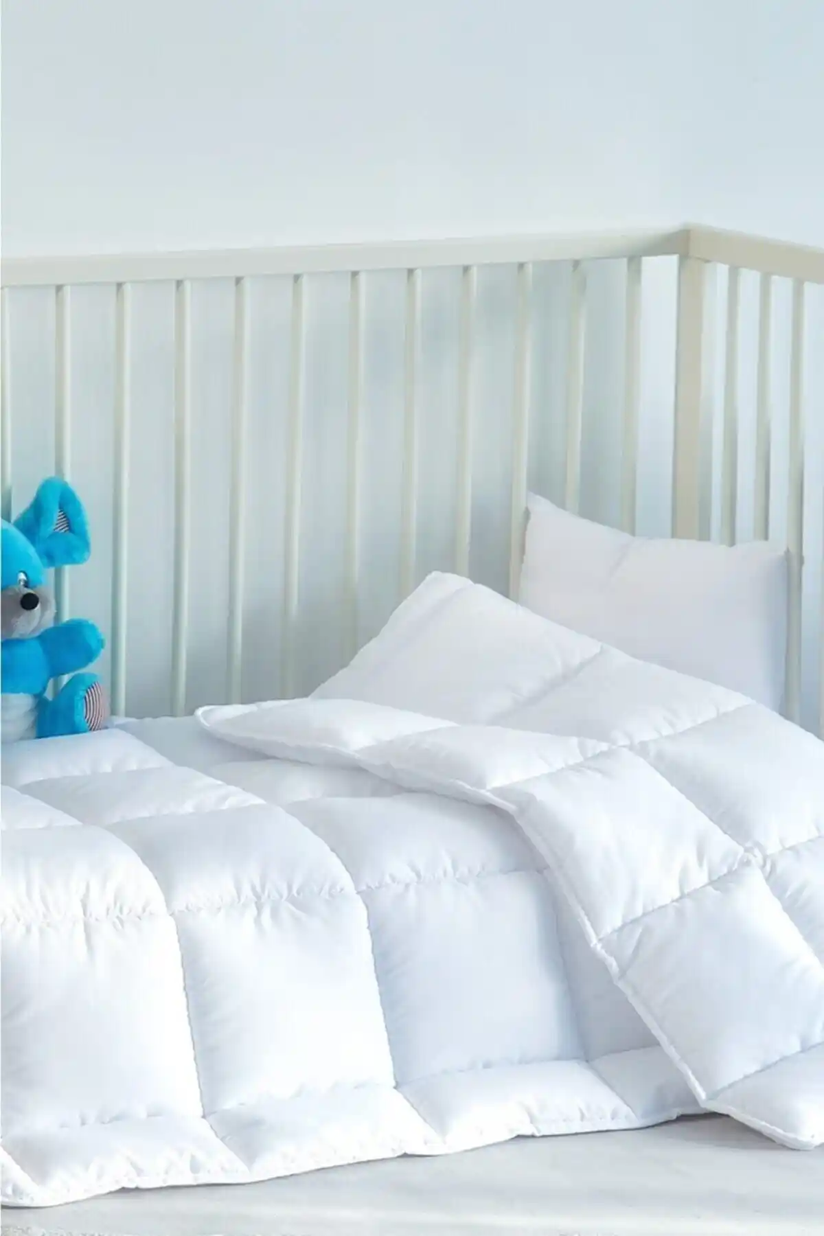 Otello Mikrofiber Bebek Yorganı: Konfor ve Şıklık Sunan Hafif ve Dayanıklı Ürün