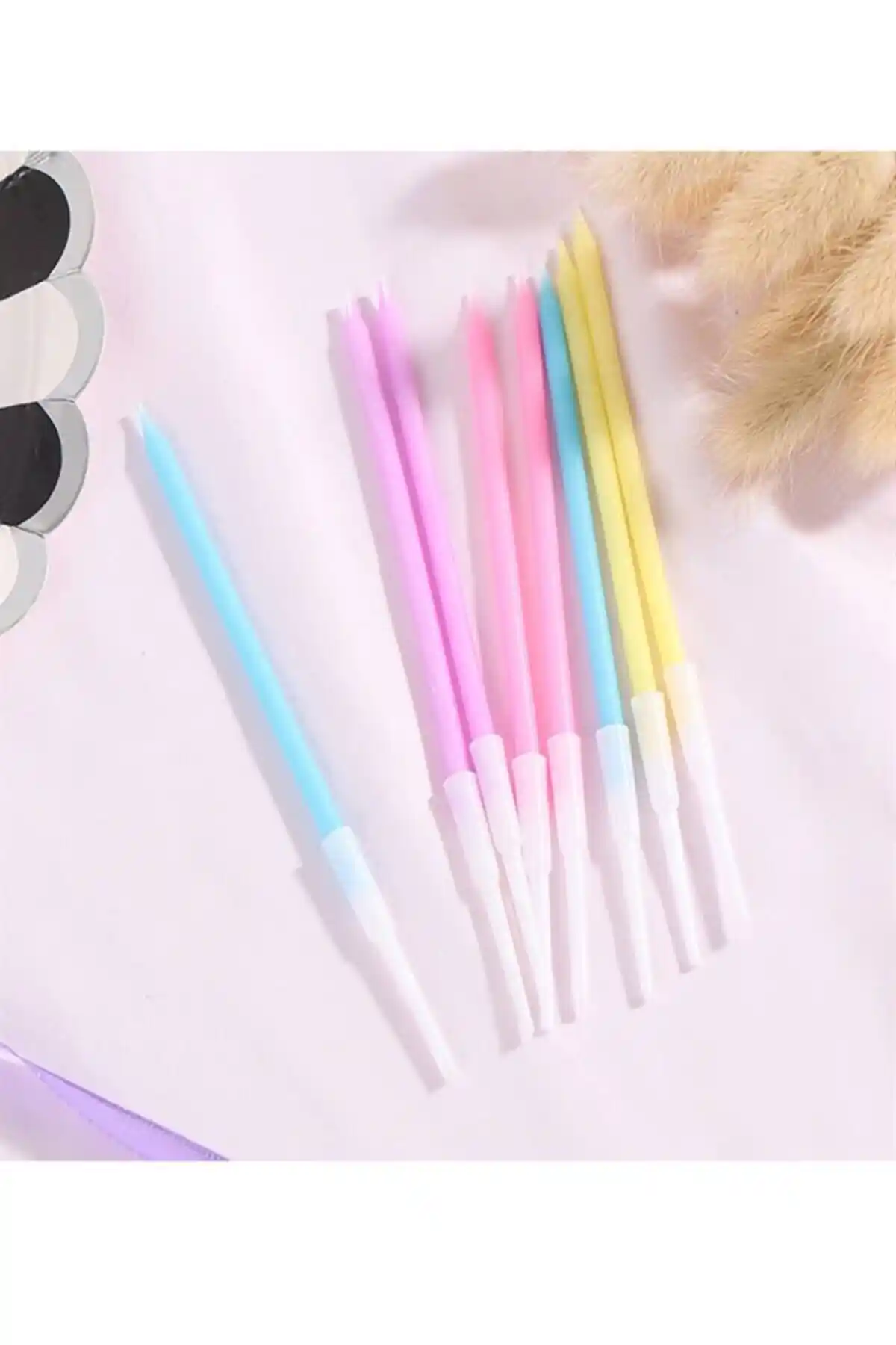 Partifabrik Pastel Renkli Makaron Mumlar 8'li Dekorasyon ve Kutlama Amaçlı Kullanım İçin