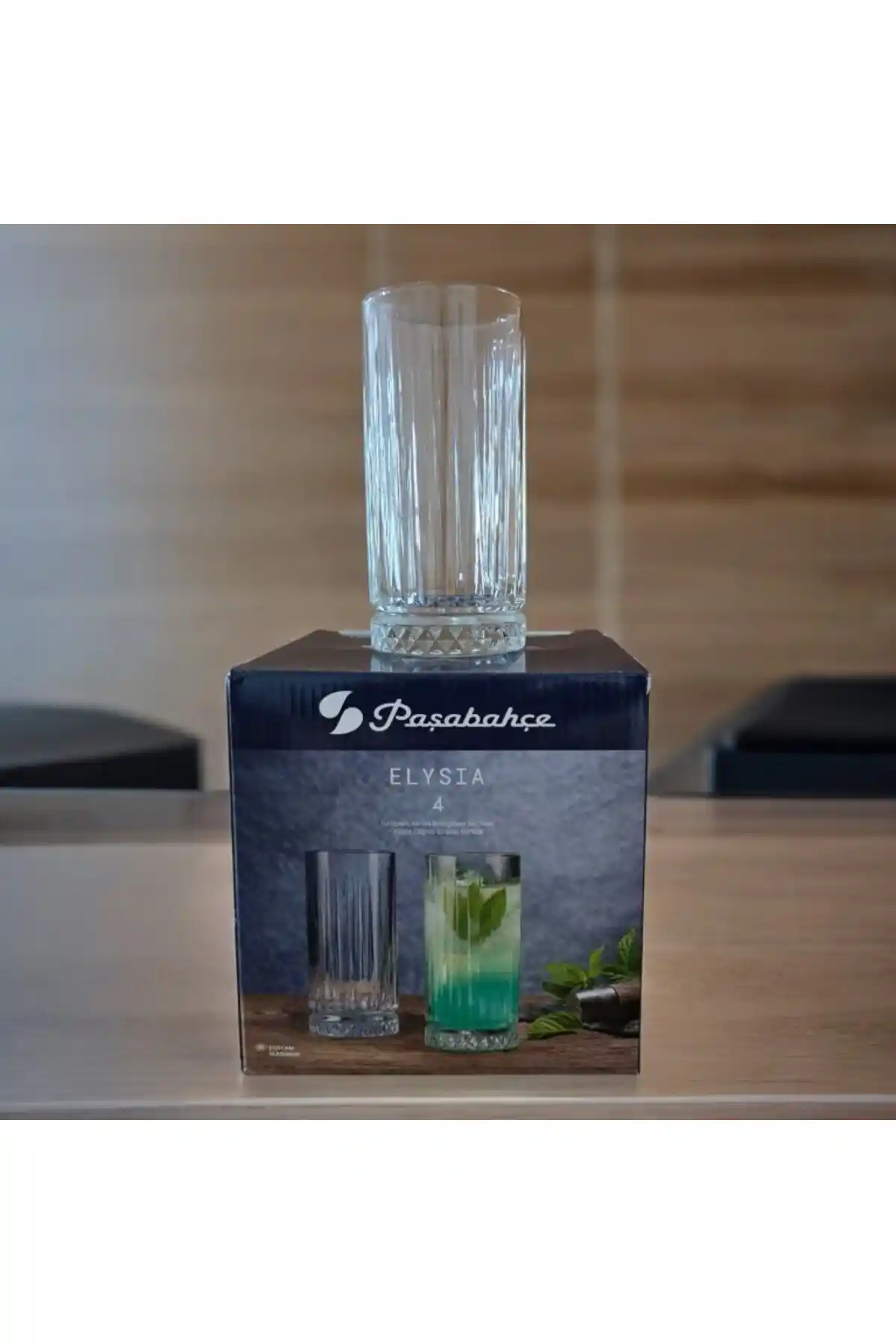 Paşabahçe Elysia Bardak Seti: Şık ve Dayanıklı Cam Bardaklar ile Modern İçki Sunumu