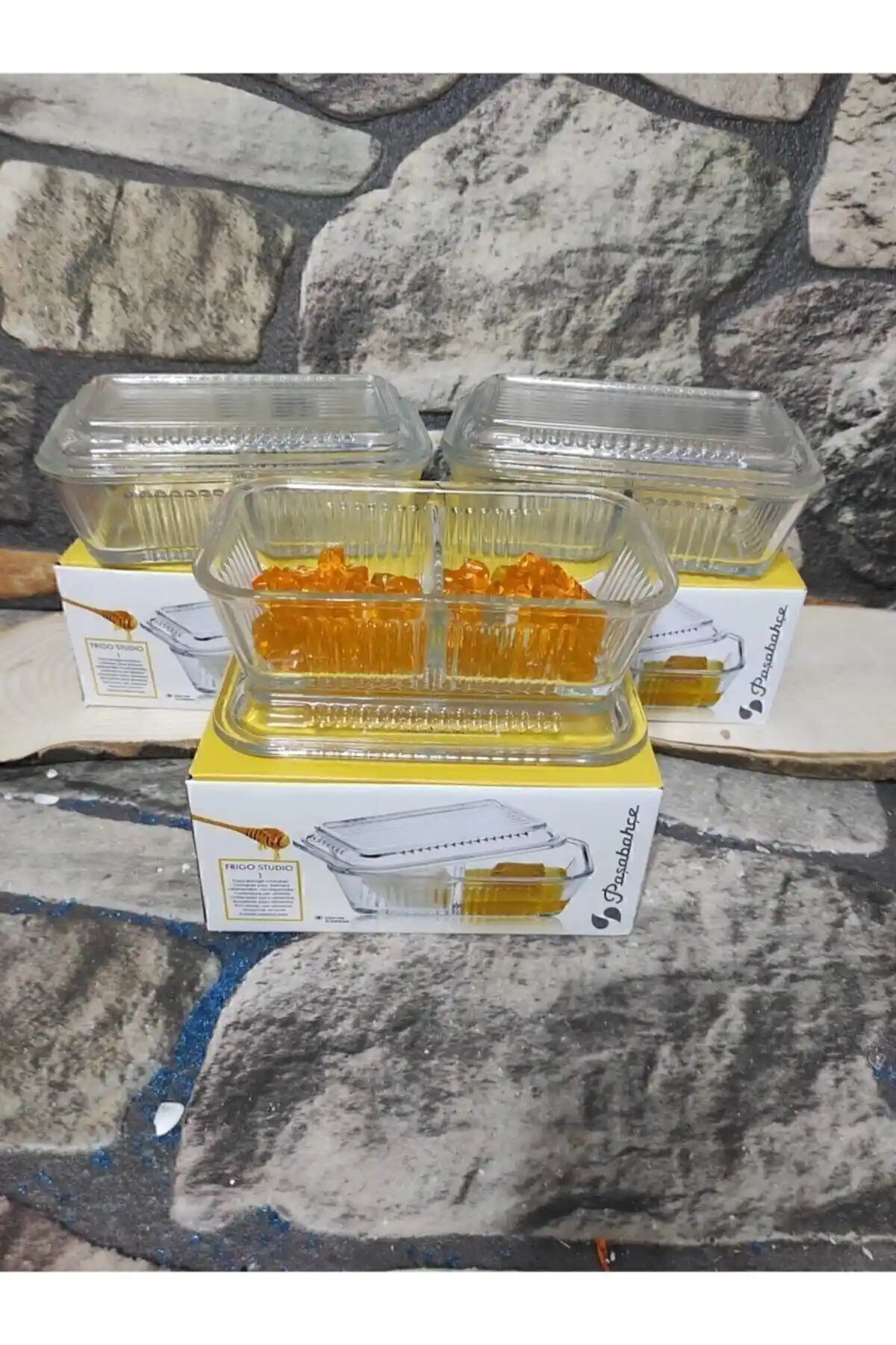 Paşabahçe Tereyağlık Seti: Modern Tasarım ve Pratik Kullanım Sunan Mutfak Aksesuarları