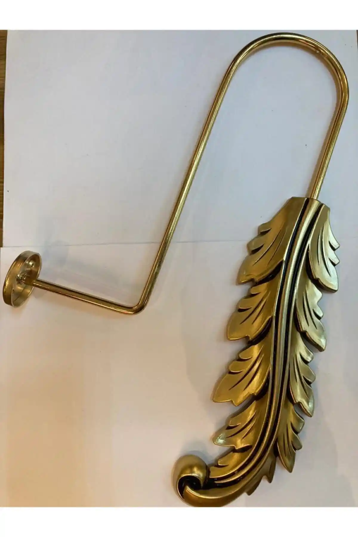 Perde Aksesuarları Karşılaştırması: Gold Altın Yaprak Detaylı Metal Fon Bağlama ve Yaprak Desen Aksesuarı