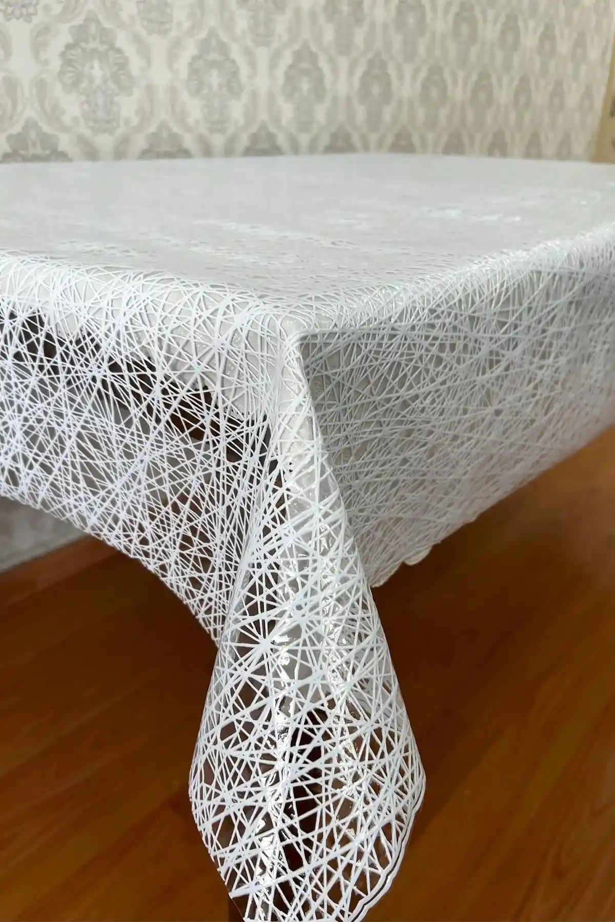 Pimula Home PVC Şeffaf Masa Örtüsü: Dayanıklı ve Şık Koruma Çözümü