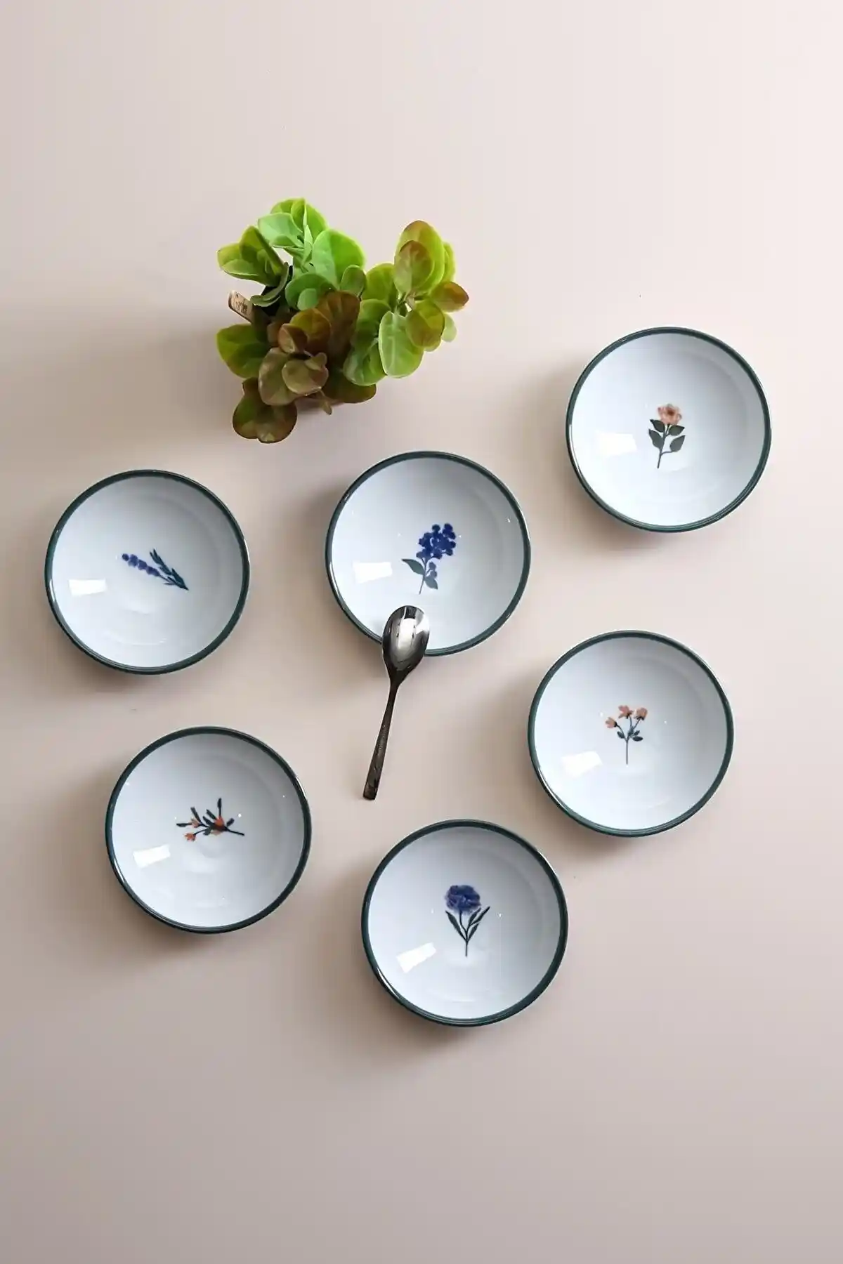 Porland Flower Garden Çerezlik ve Sosluk Takımı: Estetik ve Dayanıklı Mutfak Seti