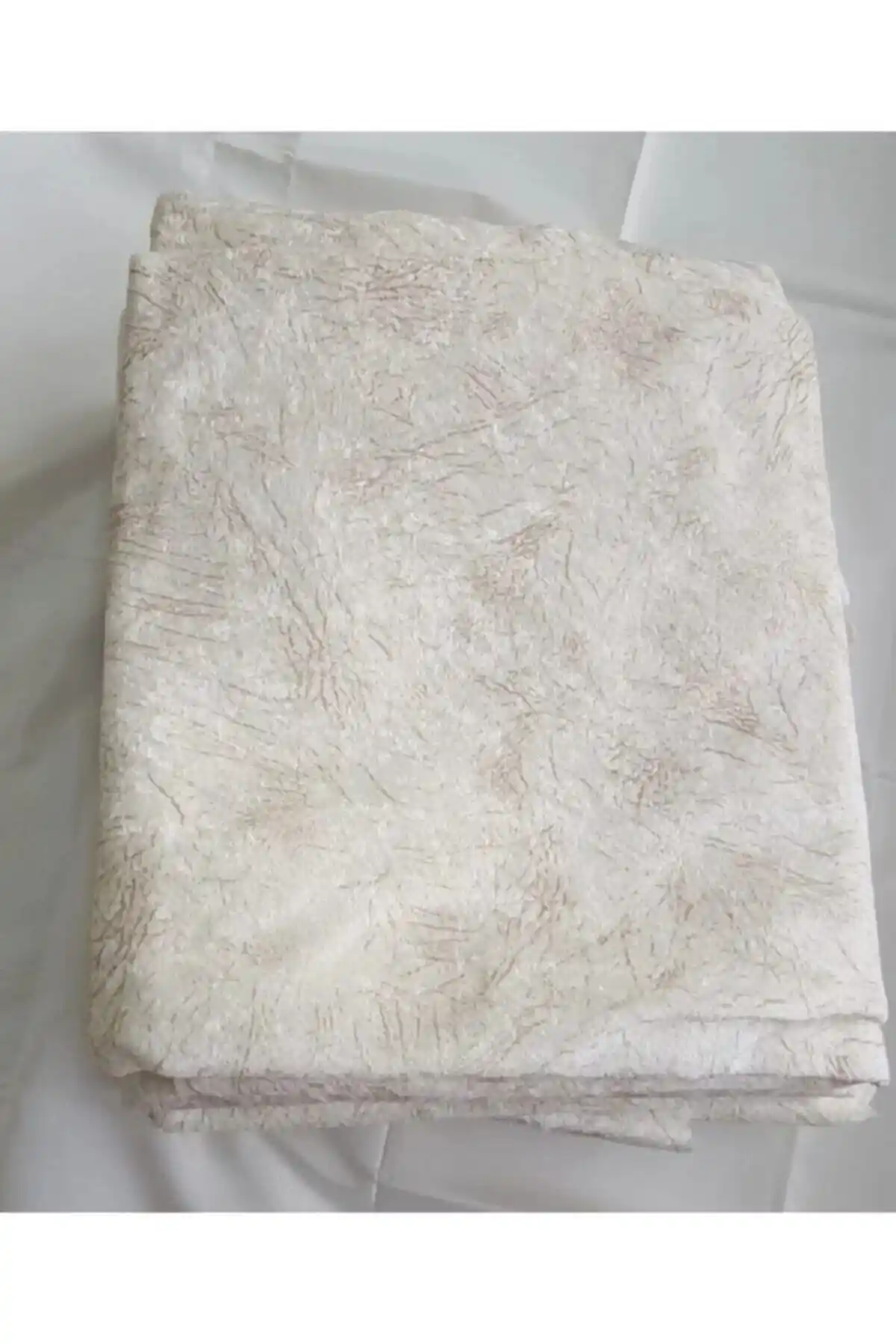 Selçuklu Tekstil Krem Süngerli Koltuk Çekyat Örtüsü Estetik ve Dayanıklı Tasarım