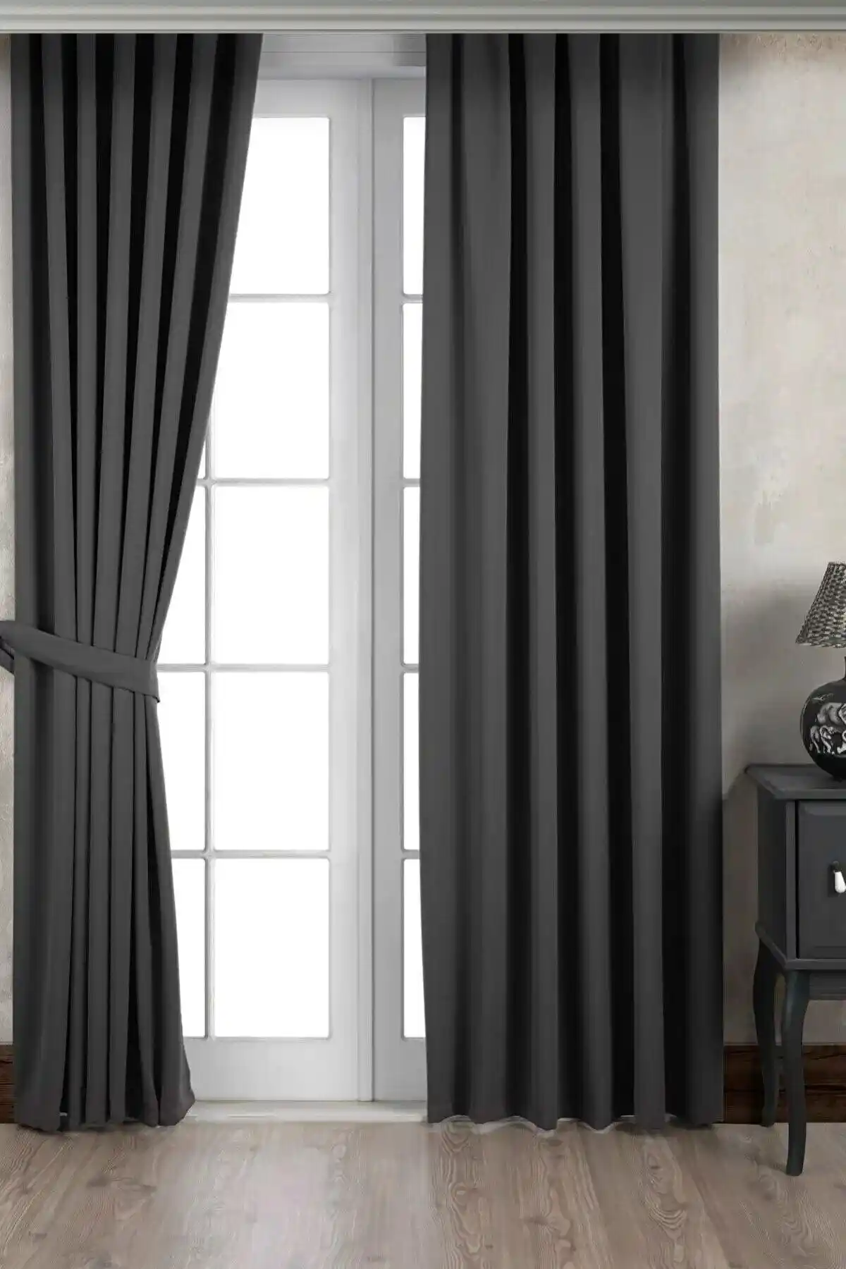 Selerteks Home Antrasit Blackout Perde: Modern, Sağlıklı ve Yüksek Performanslı Karartma Çözümü