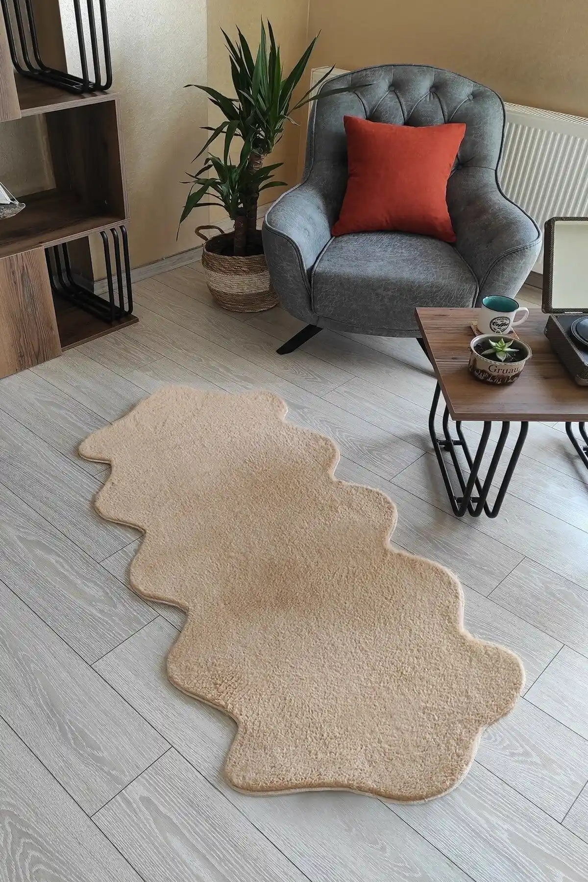 Seria Vizon Peluş Halı Modern Tasarımı ve Dayanıklılığıyla Evinize Şıklık Katar