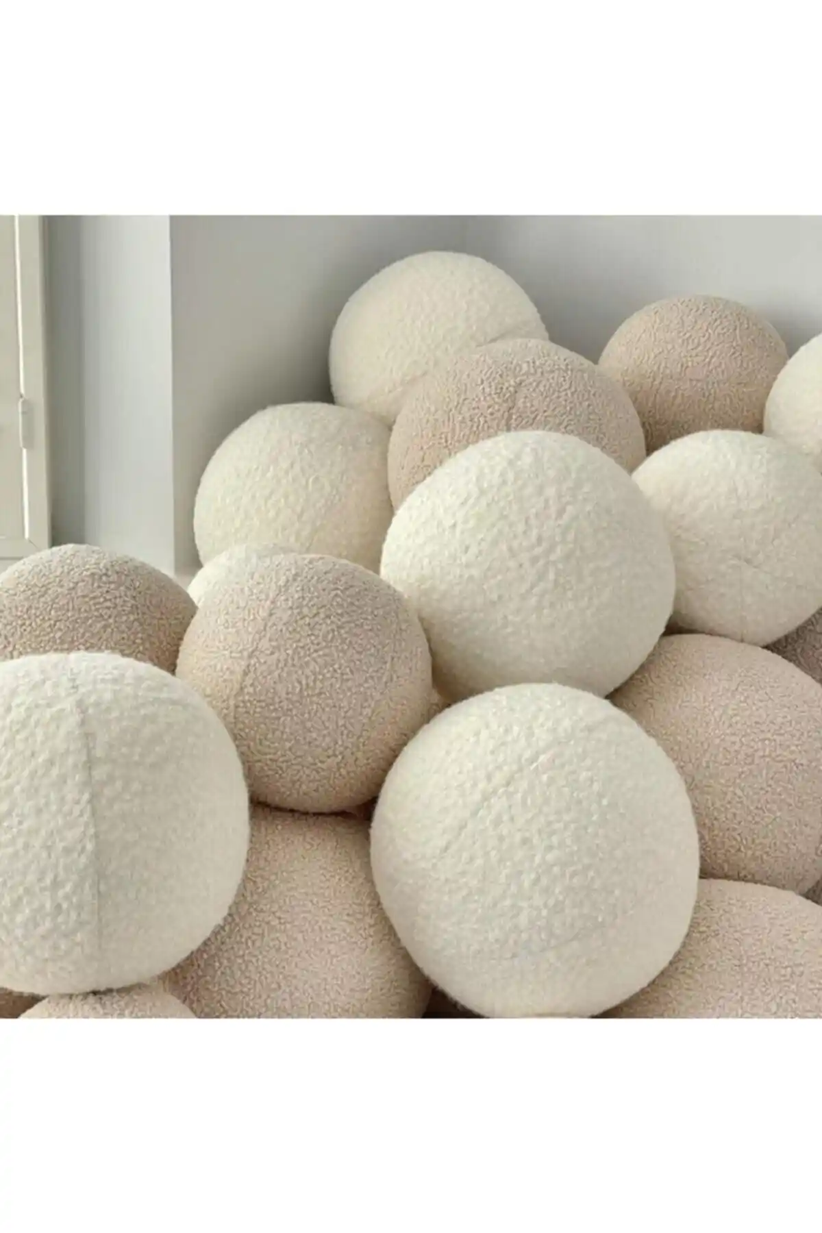 Sevaradekor Teddy Top Bej Yastık Modern ve Şık Dekorasyon Unsuru 75-90 Karakter