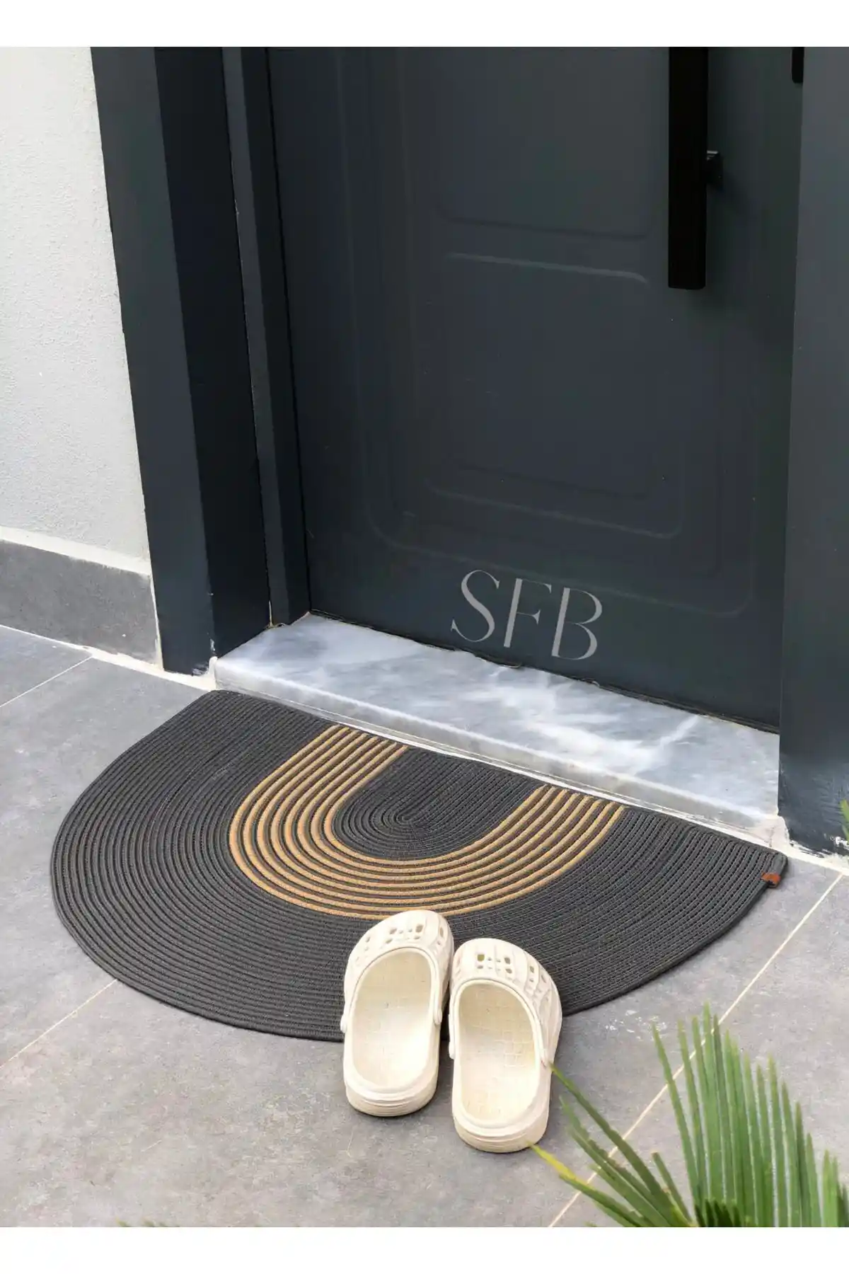 SFB Hasır ve Jüt Kapı Önü Paspası: Estetik ve Dayanıklı İç ve Dış Mekan Kullanımı