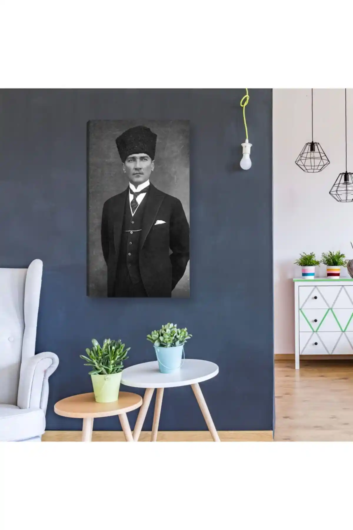 Siyah Beyaz Atatürk Portresi Kanvas Tablo Modern ve Şık Duvar Dekoru Seçenekleri