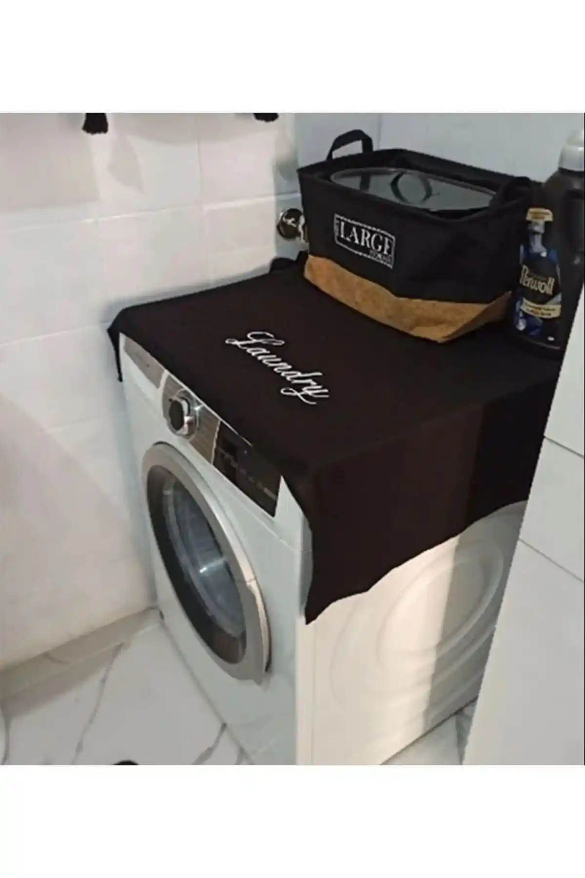 Squall Laundry Baskılı Siyah Çamaşır Makinesi Örtüsü Modern ve Dayanıklı Tasarım