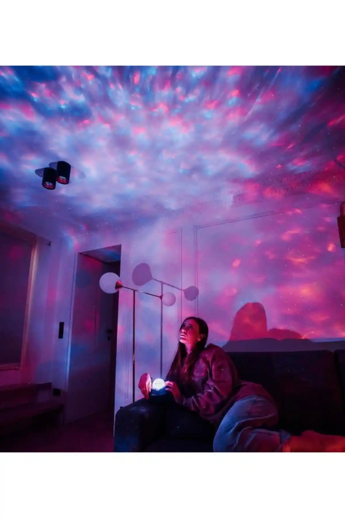 Starry Projektör Bluetooth Hoparlör ve Gece Lambası: Çok Fonksiyonlu Dekoratif Cihaz