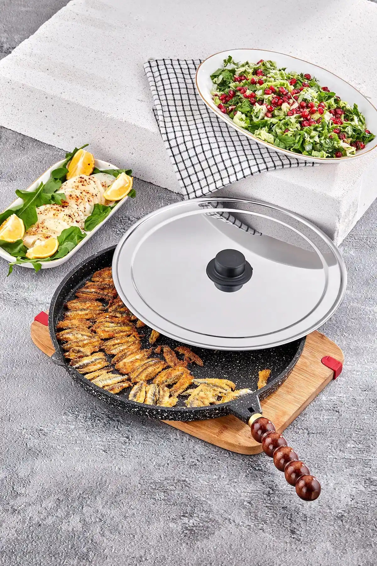 Taç Döküm Granit ve Ultra Granit Balık Tava Karşılaştırması 36 cm ve 34 cm modelleri